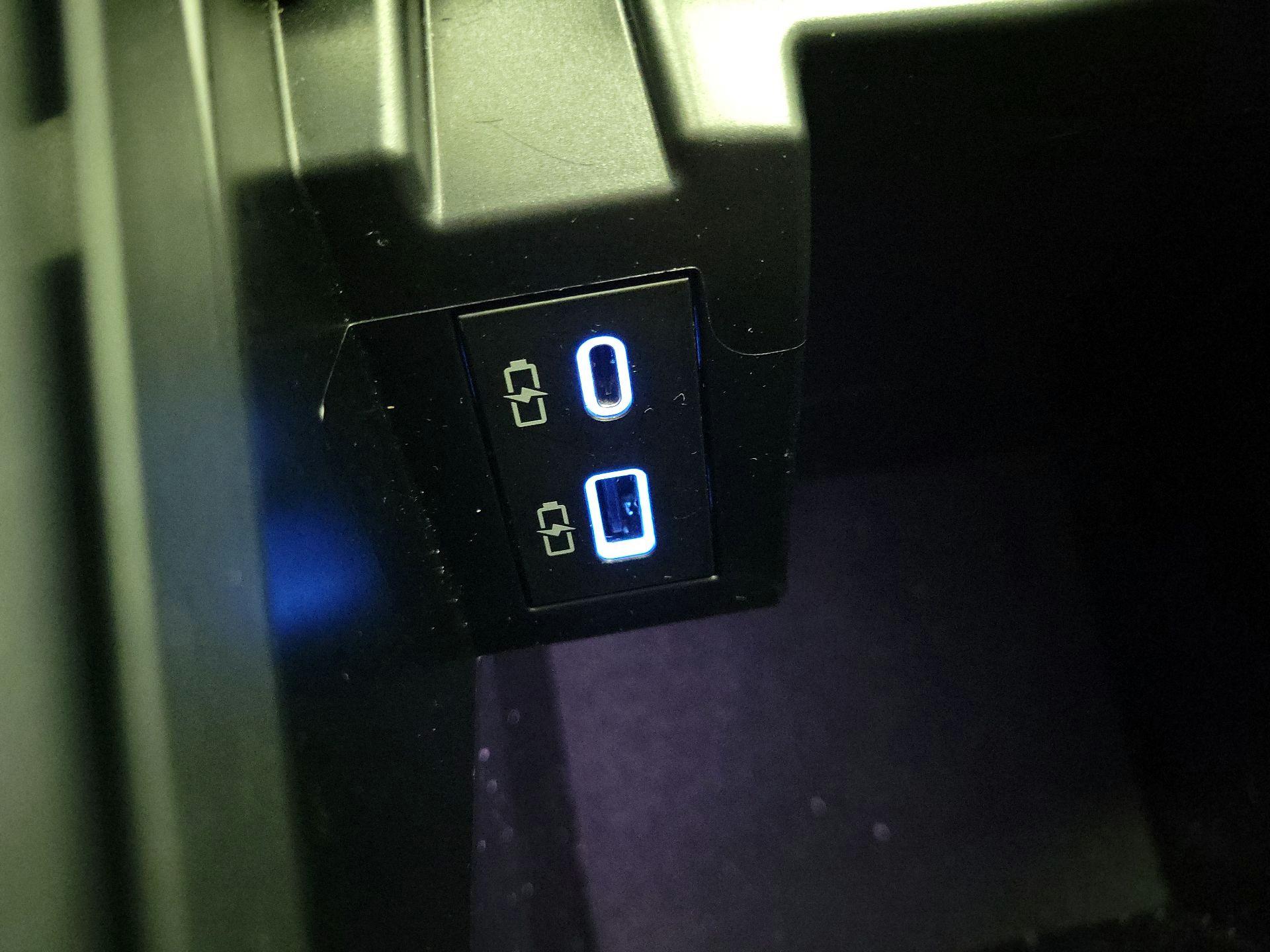 Thumbnail: 2024 Toyota Sienna - 17