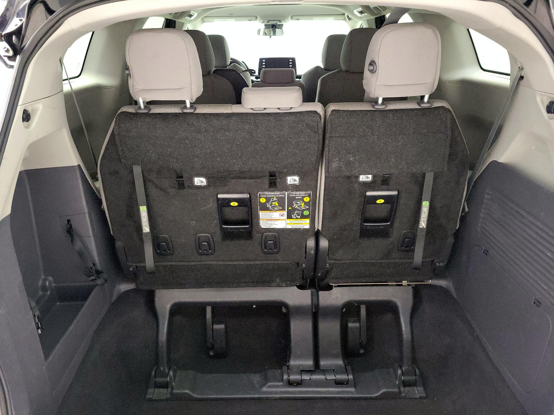 Thumbnail: 2024 Toyota Sienna - 19