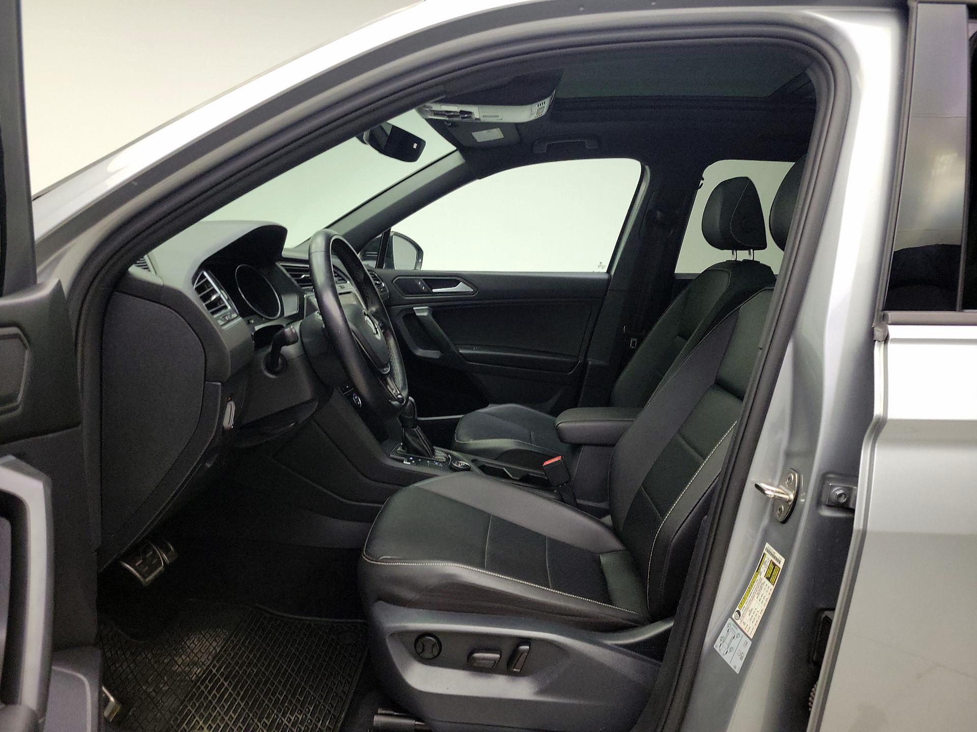 Thumbnail: 2021 Volkswagen Tiguan - 19