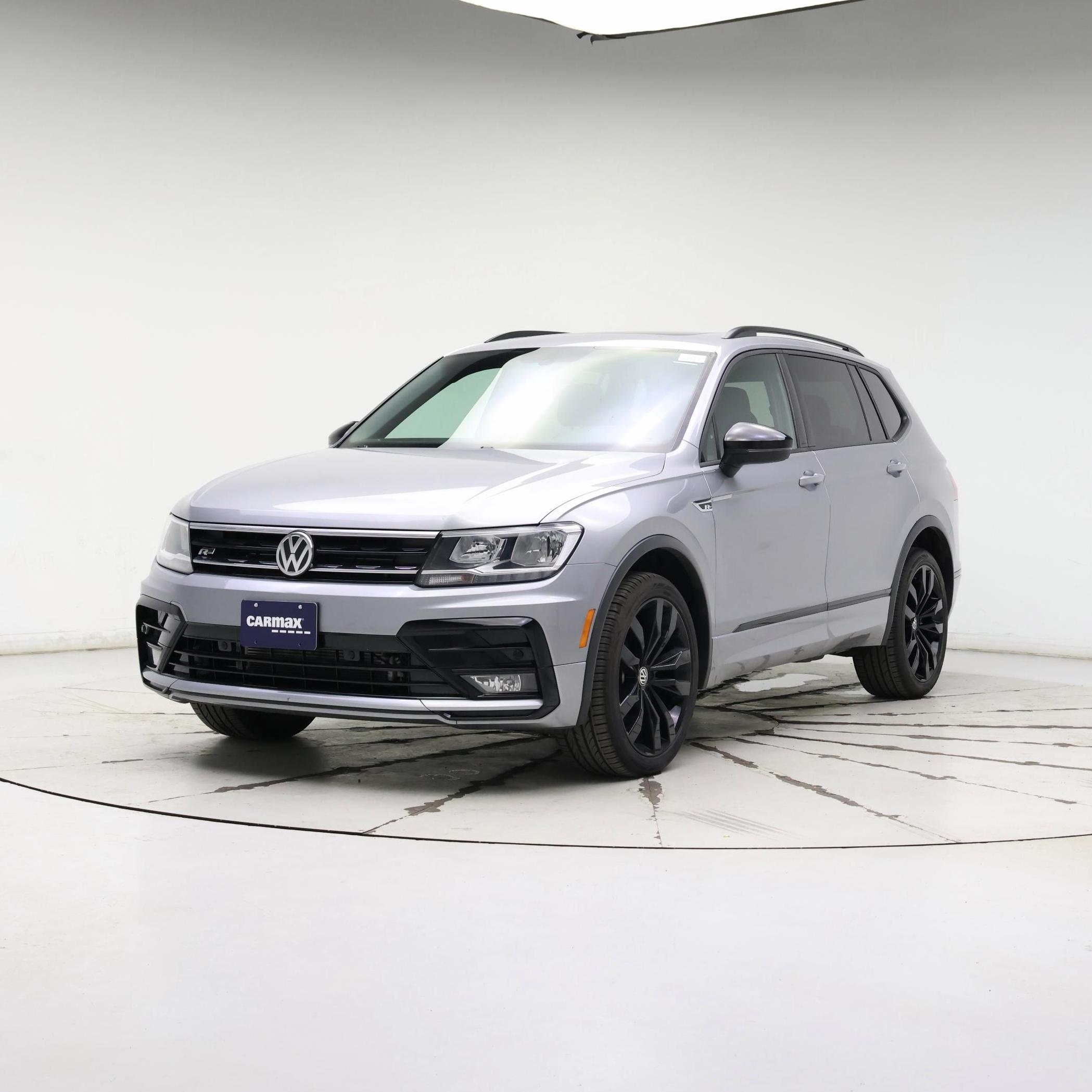 Thumbnail: 2021 Volkswagen Tiguan - 4