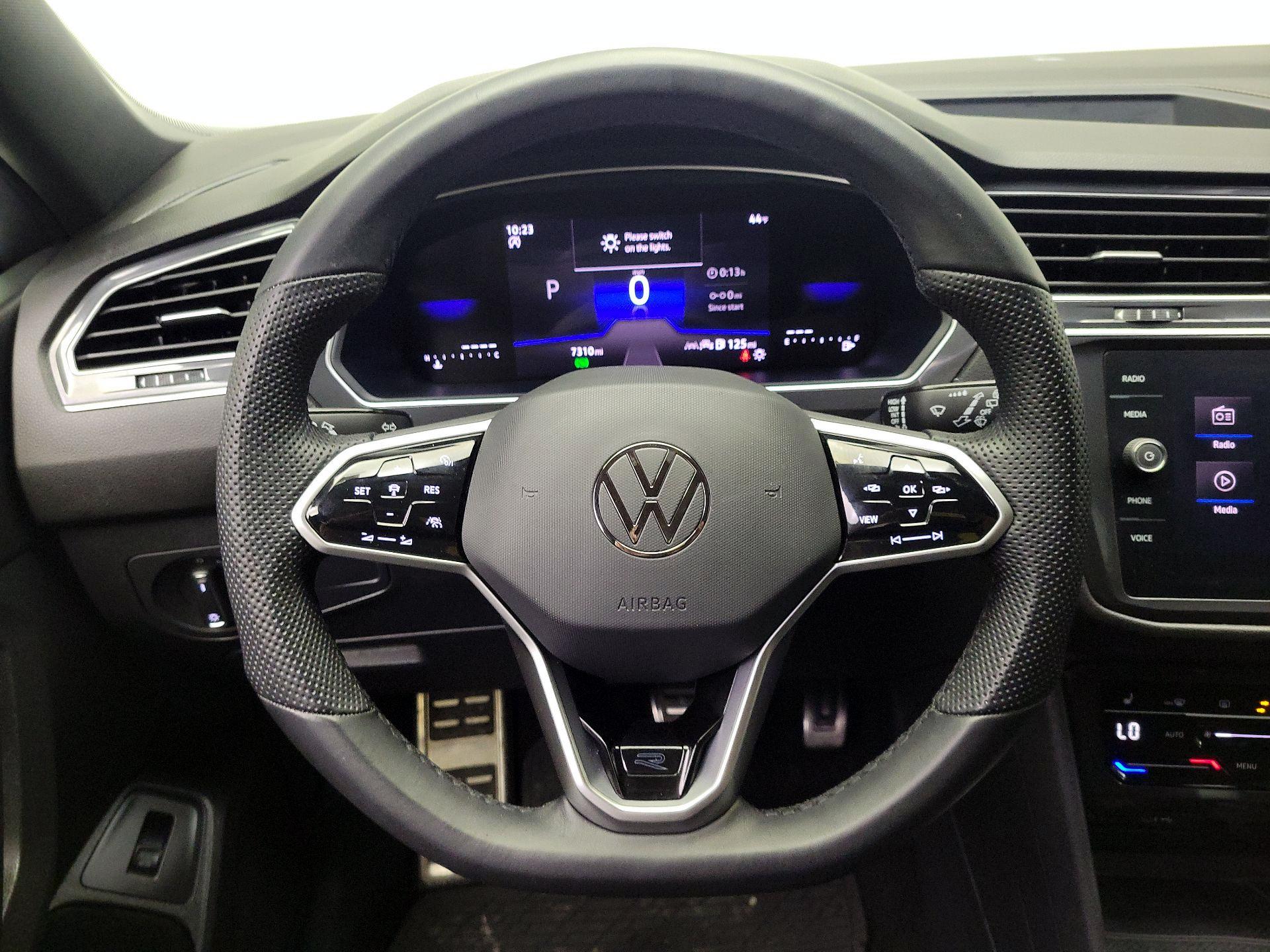 Thumbnail: 2024 Volkswagen Tiguan - 10