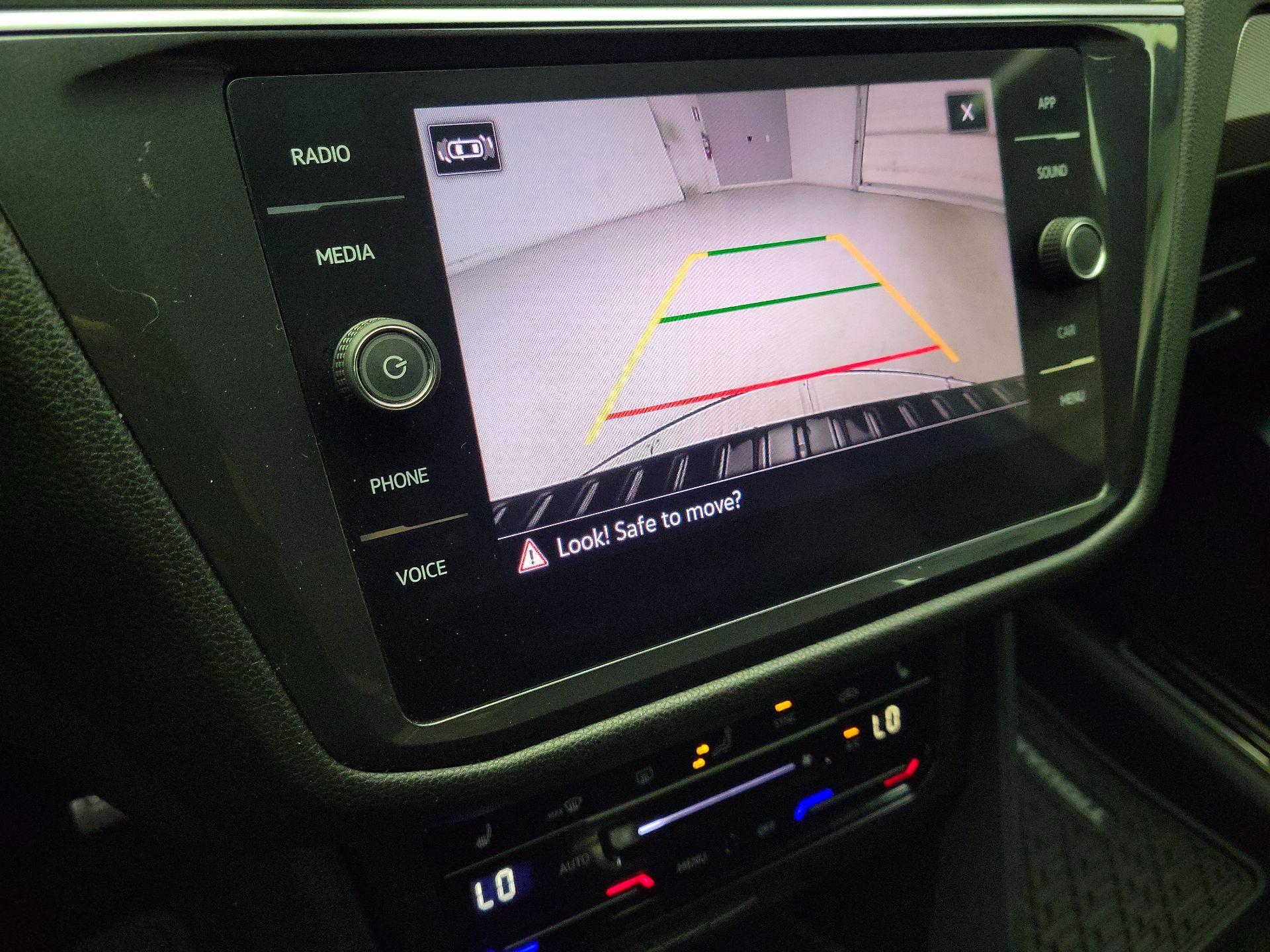 Thumbnail: 2024 Volkswagen Tiguan - 14