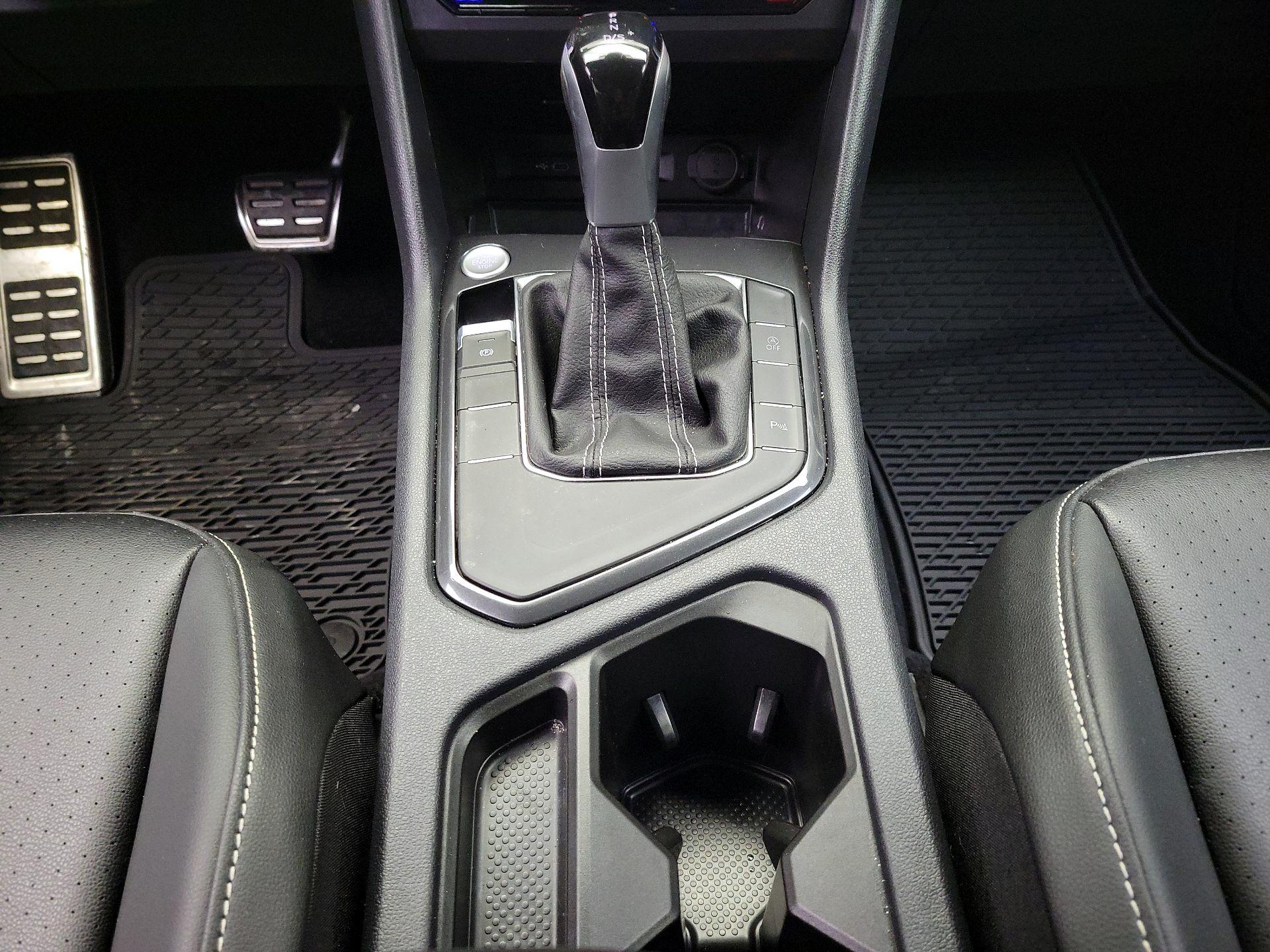 Thumbnail: 2024 Volkswagen Tiguan - 17