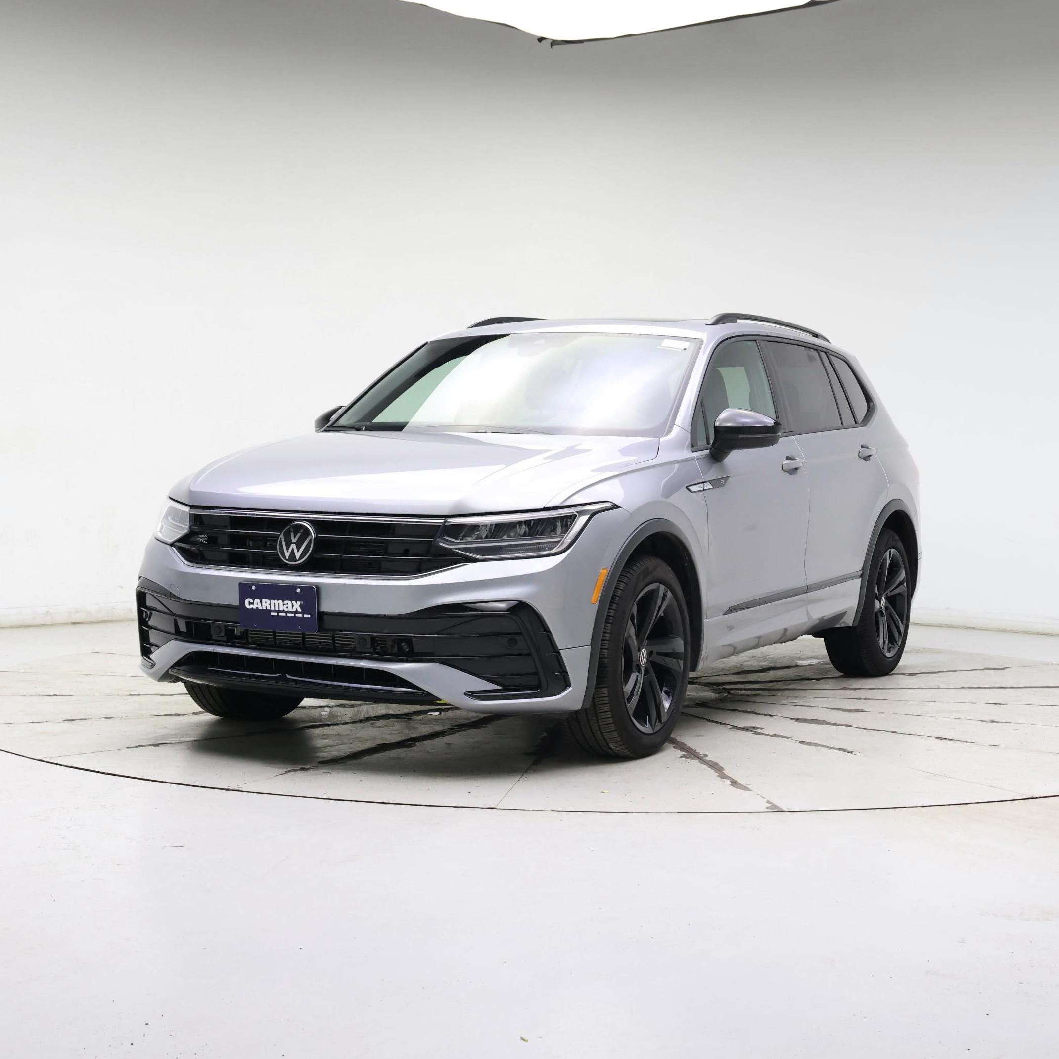 Thumbnail: 2024 Volkswagen Tiguan - 4