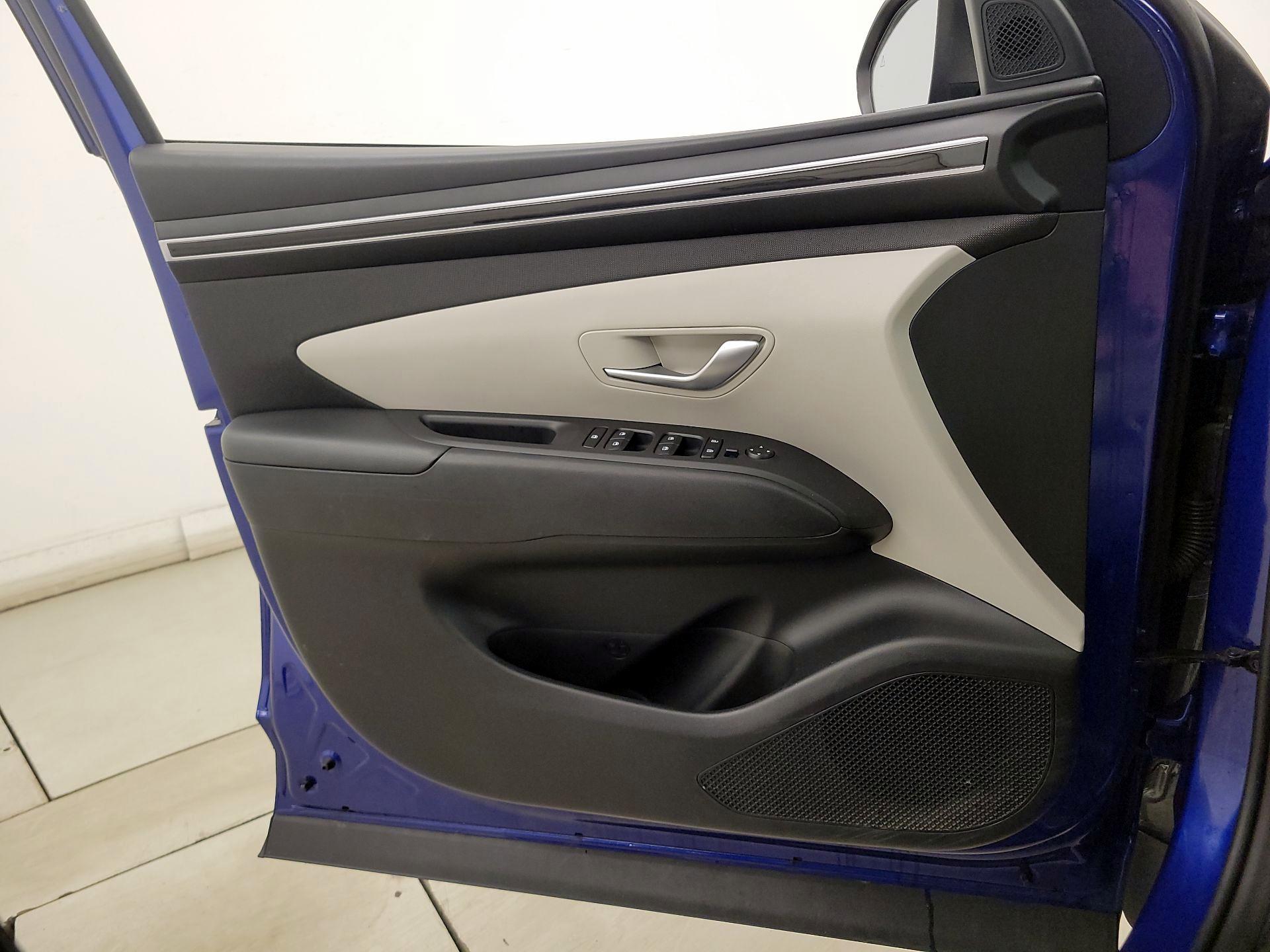 Thumbnail: 2023 Hyundai Tucson - 12