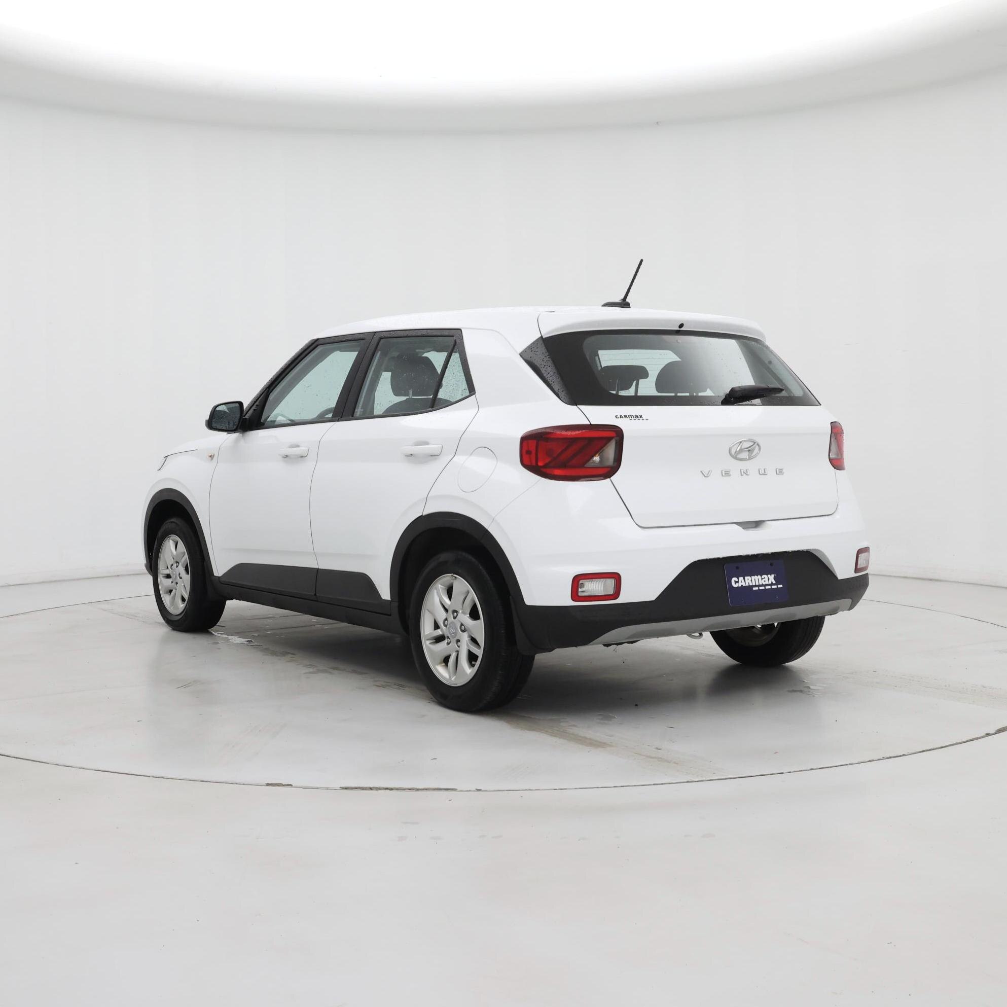 Thumbnail: 2023 Hyundai Venue - 2