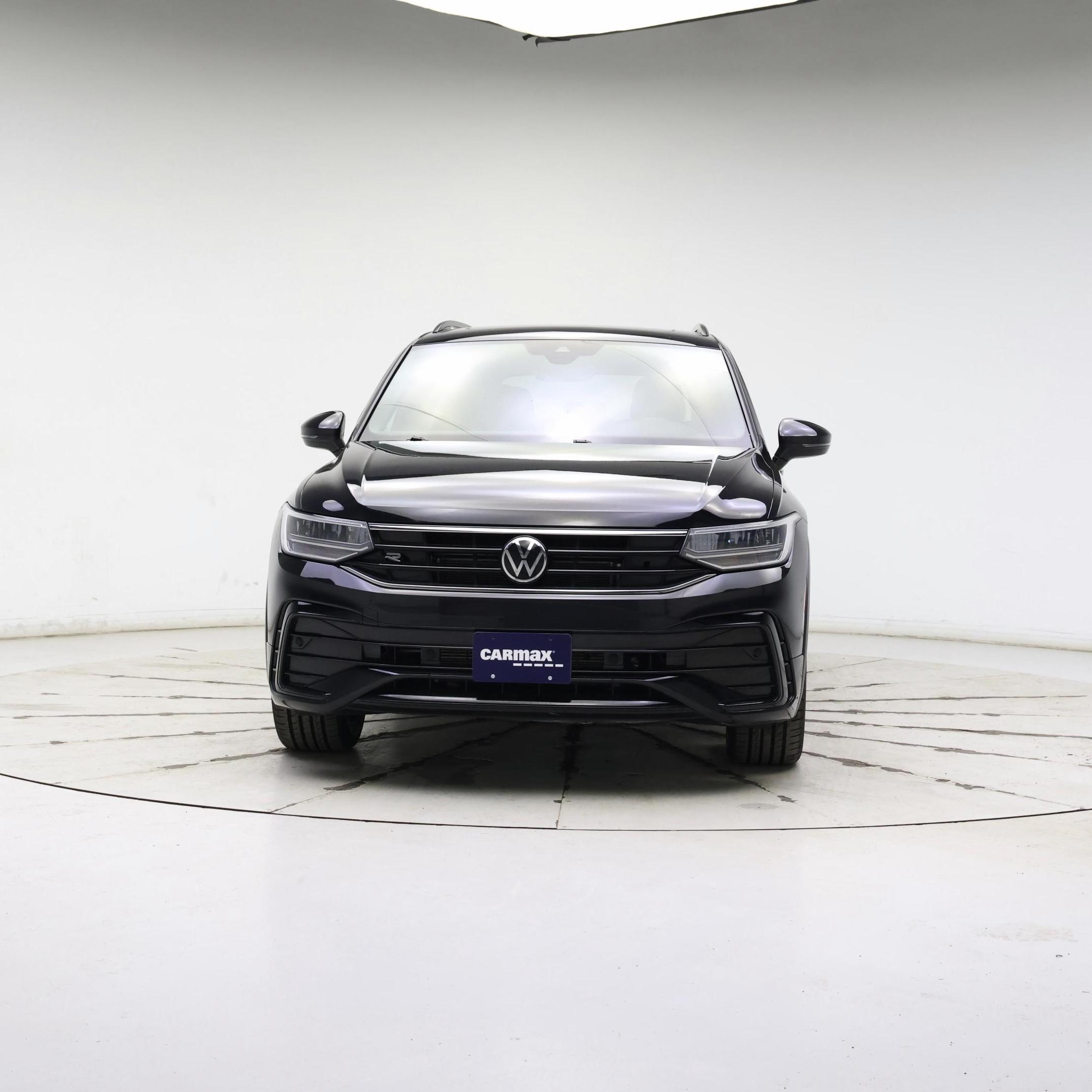 Thumbnail: 2023 Volkswagen Tiguan - 5