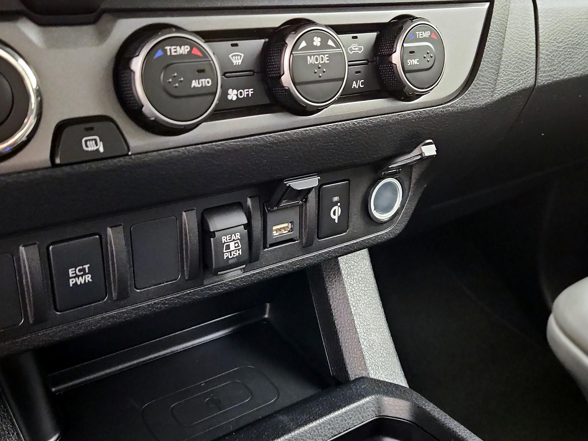 Thumbnail: 2023 Toyota Tacoma - 18