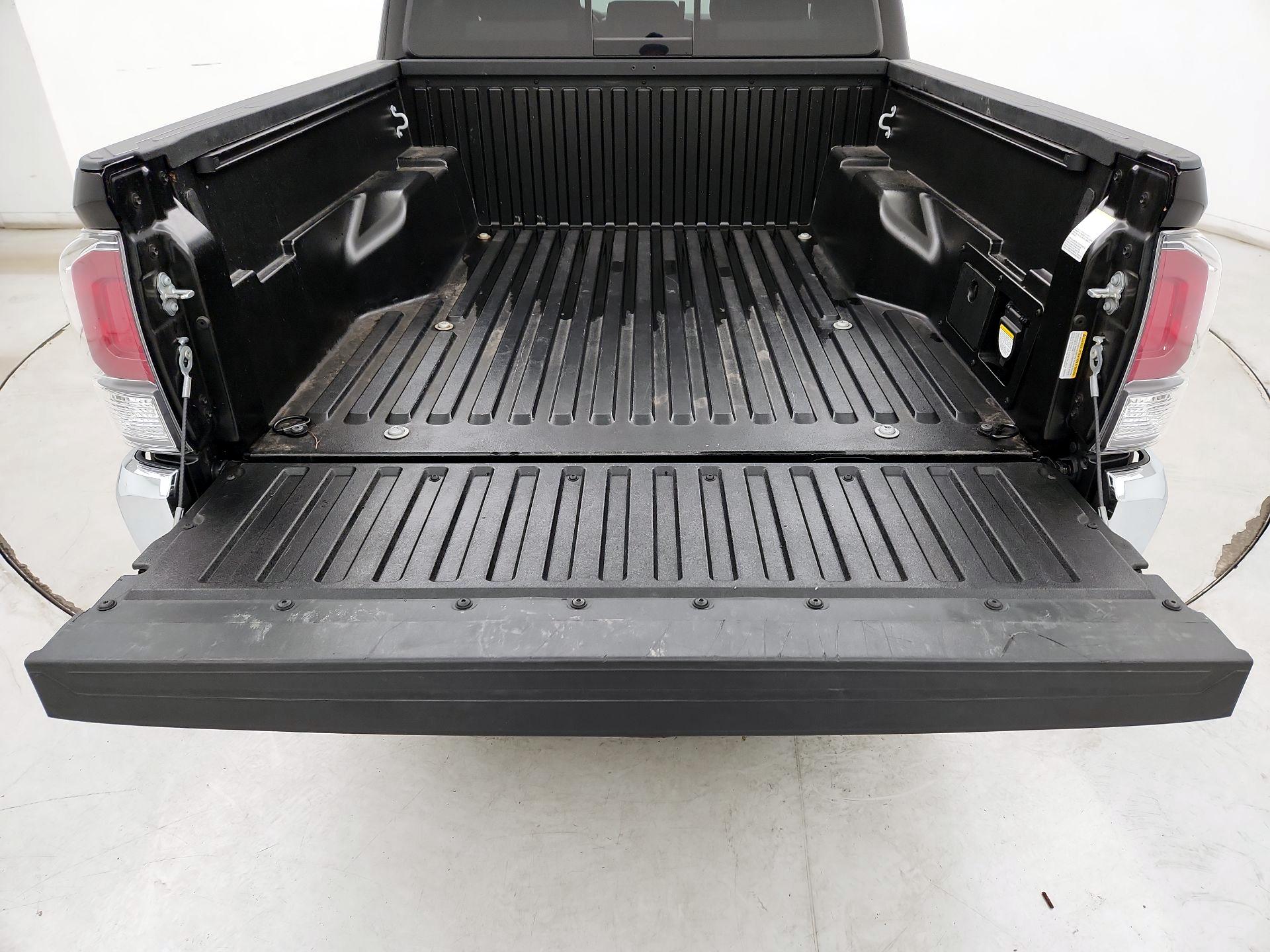 Thumbnail: 2023 Toyota Tacoma - 20