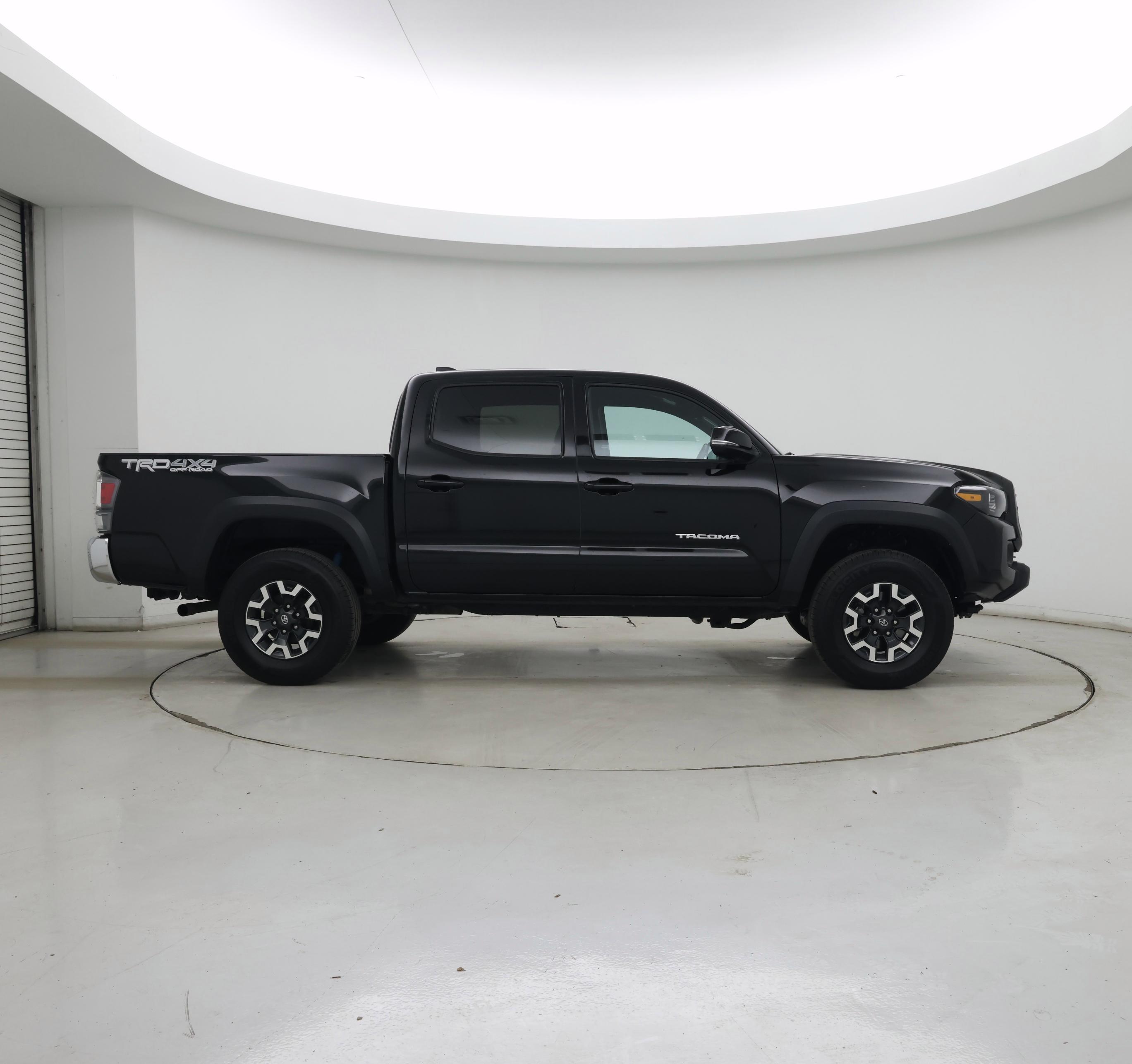 Thumbnail: 2023 Toyota Tacoma - 7