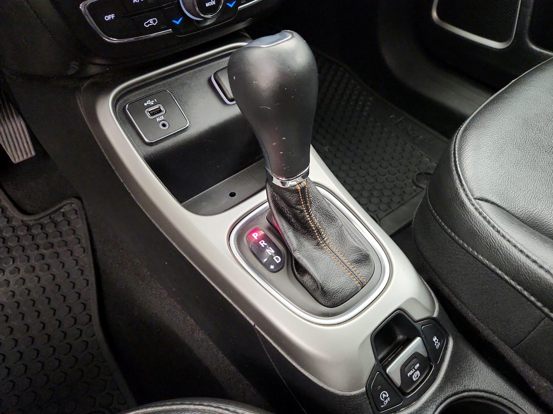 Thumbnail: 2021 Jeep Compass - 17