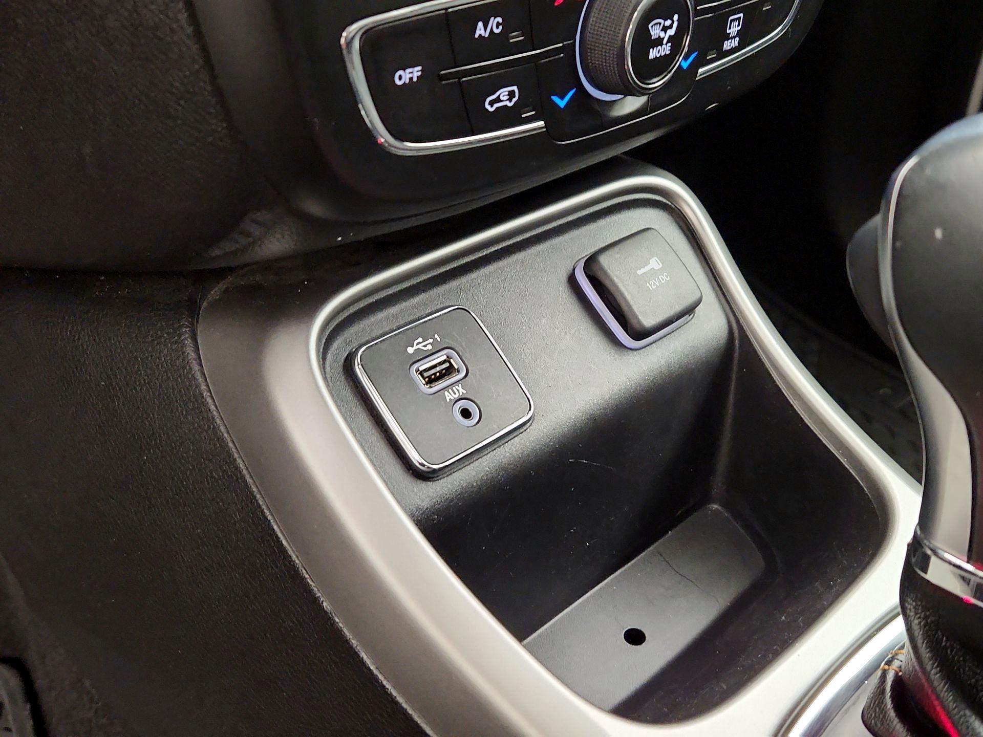 Thumbnail: 2021 Jeep Compass - 18