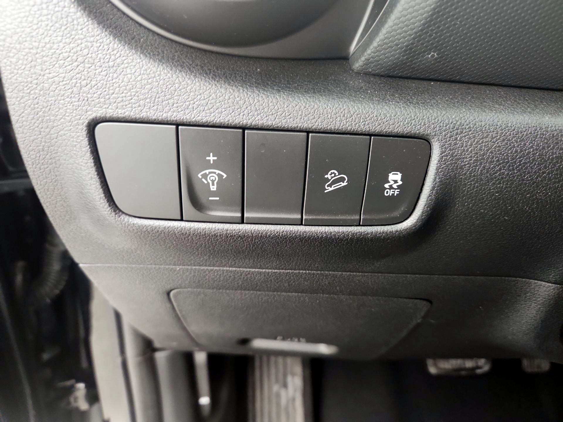 Thumbnail: 2023 Hyundai Kona - 13