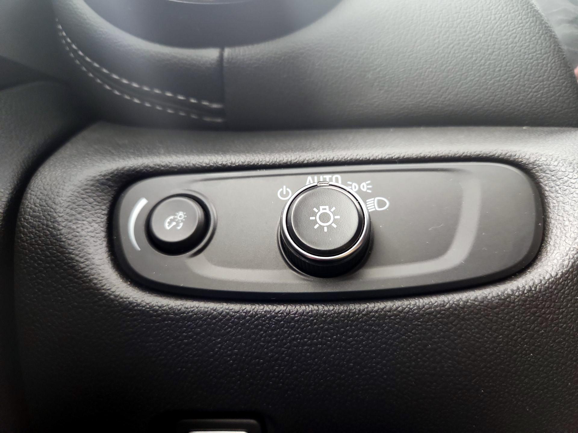 Thumbnail: 2023 Chevrolet Blazer - 13