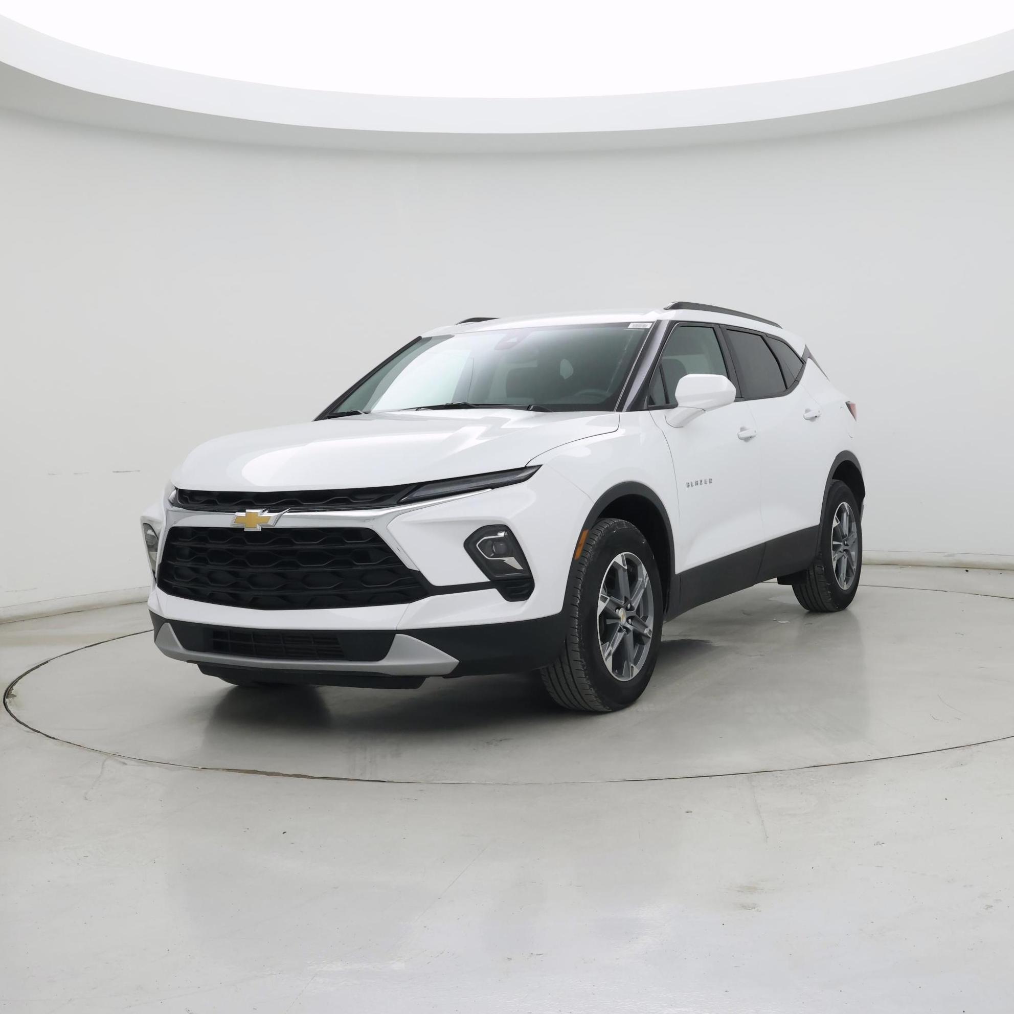 Thumbnail: 2023 Chevrolet Blazer - 4