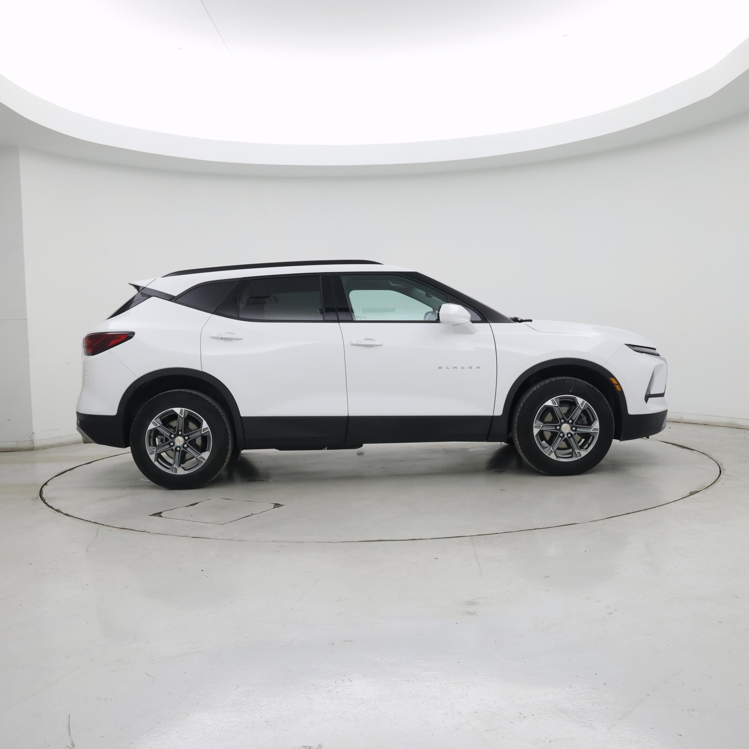 Thumbnail: 2023 Chevrolet Blazer - 7