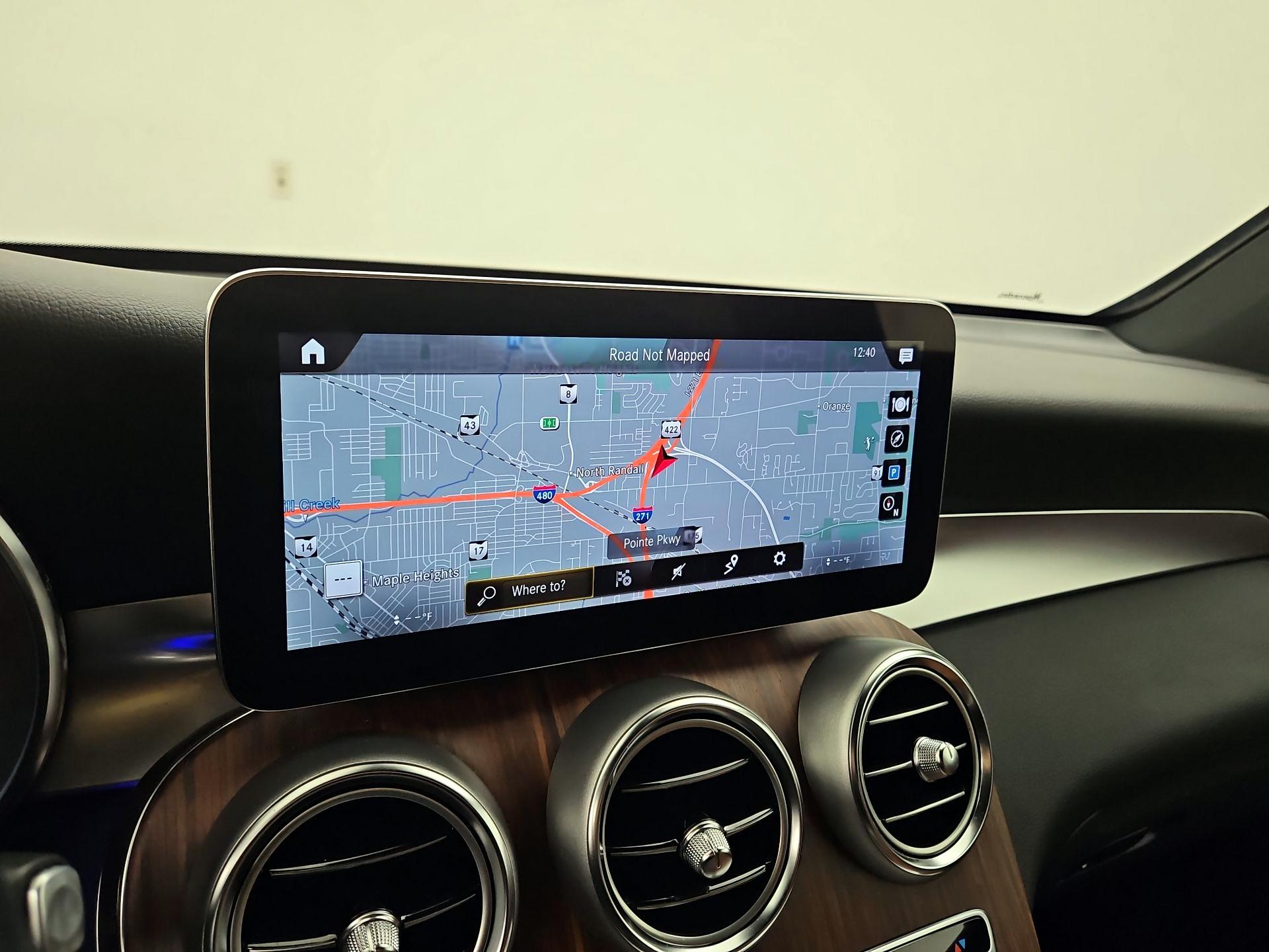 Thumbnail: 2022 Mercedes-Benz GLC - 14