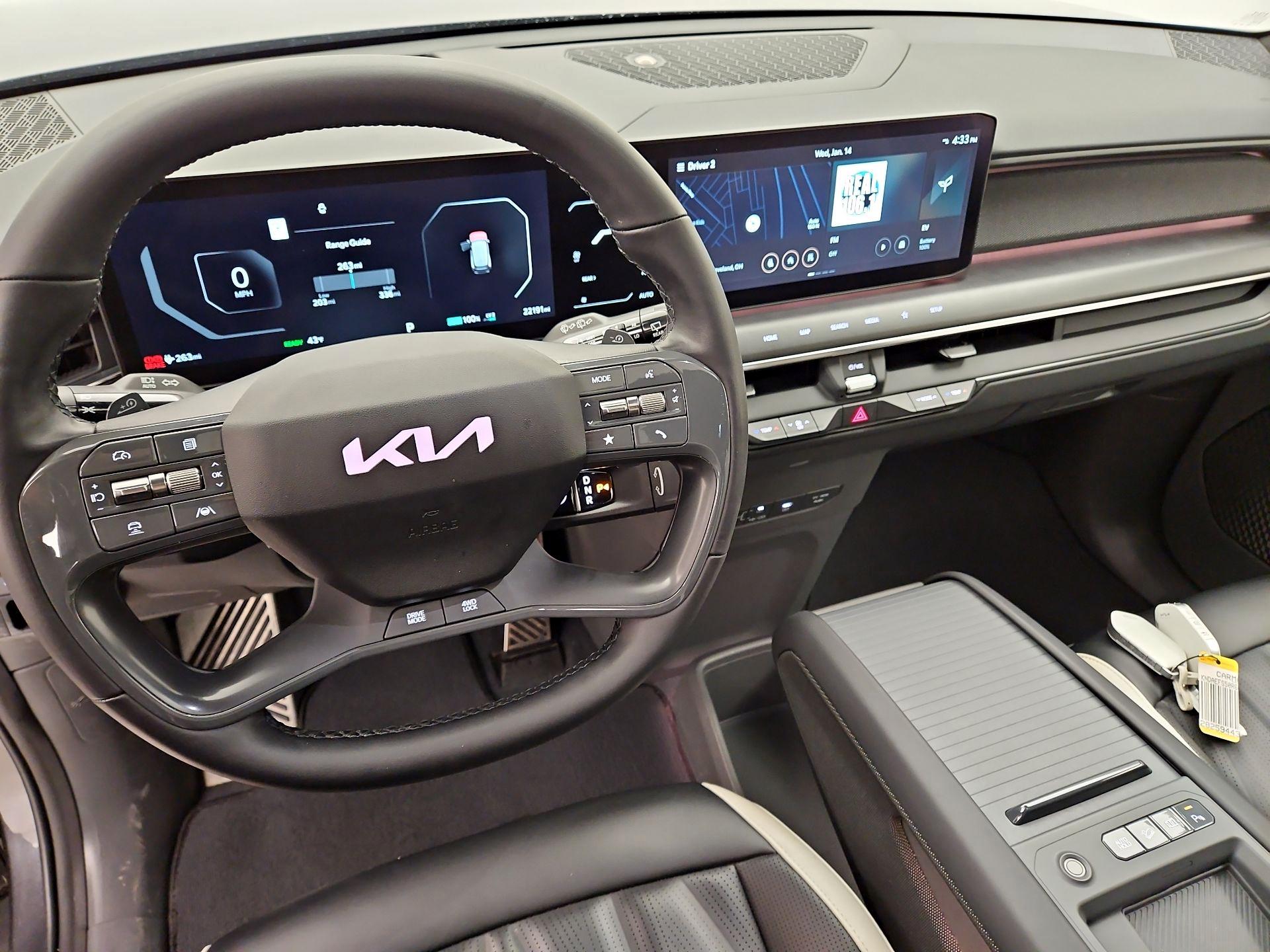 Thumbnail: 2024 Kia EV9 - 9