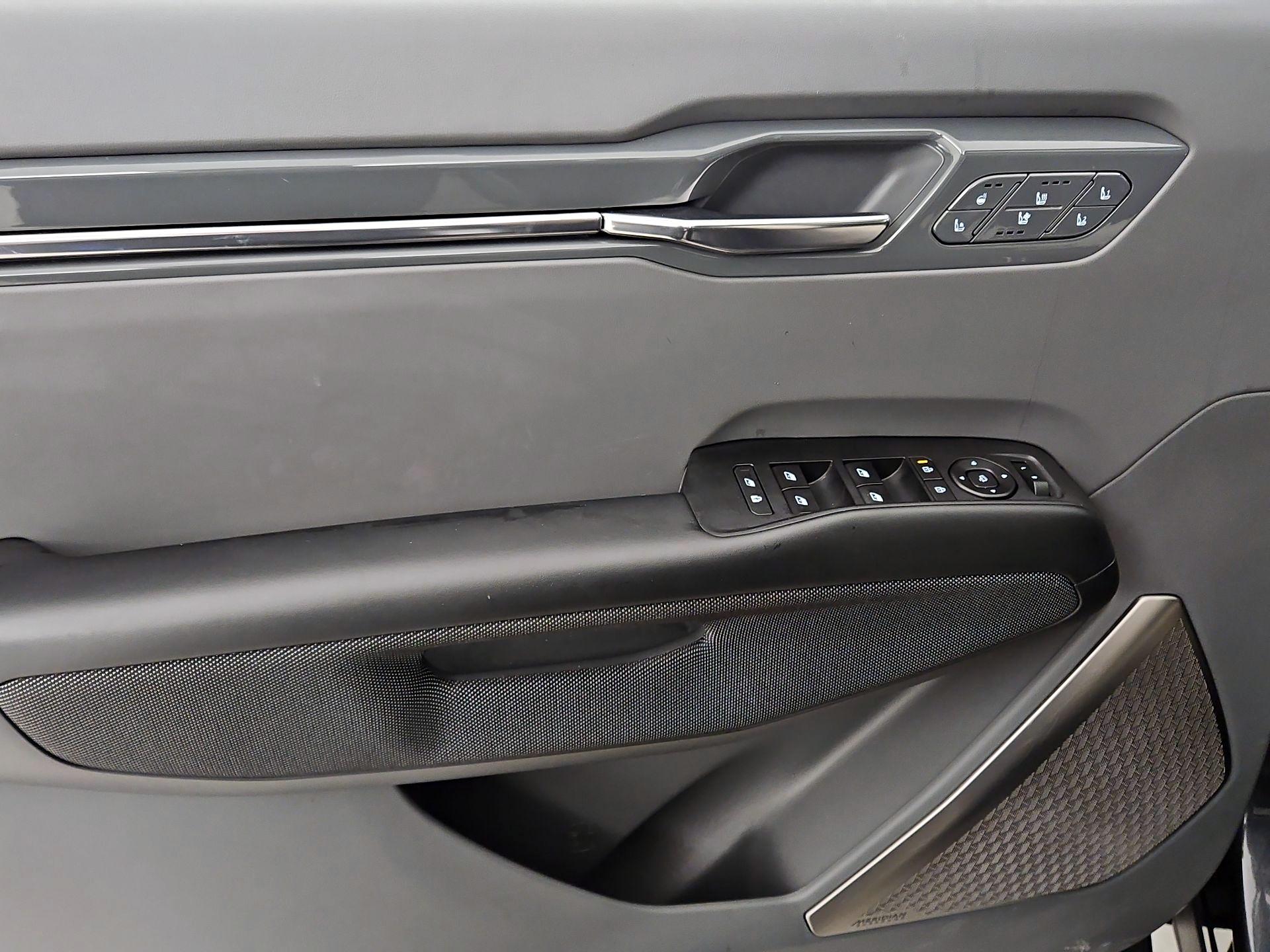 Thumbnail: 2024 Kia EV9 - 12