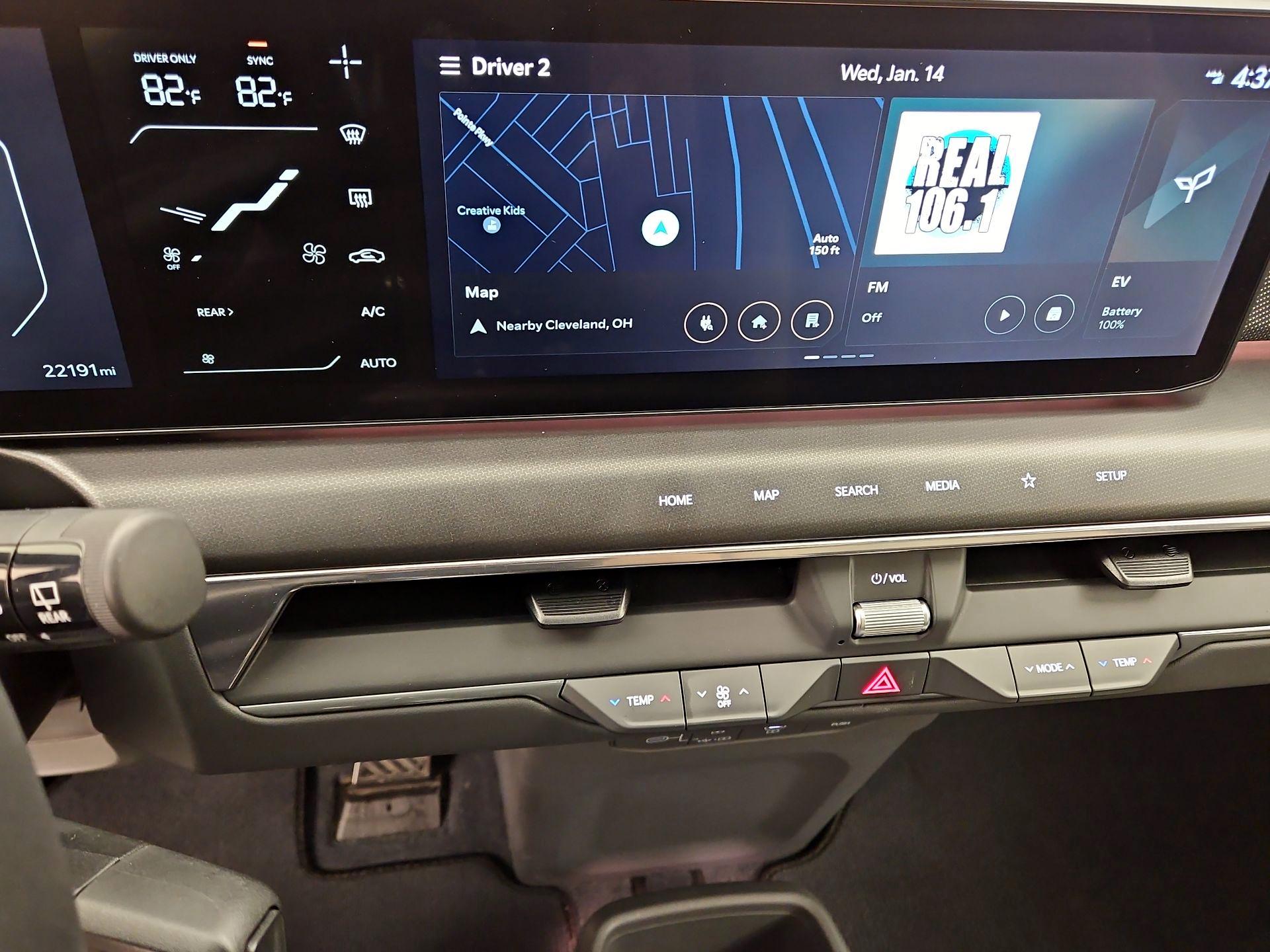 Thumbnail: 2024 Kia EV9 - 17