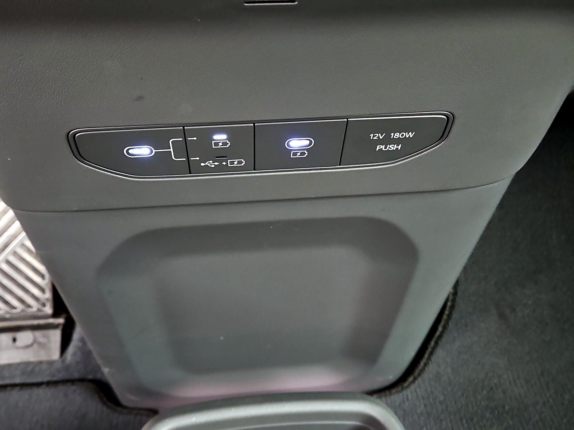 Thumbnail: 2024 Kia EV9 - 19