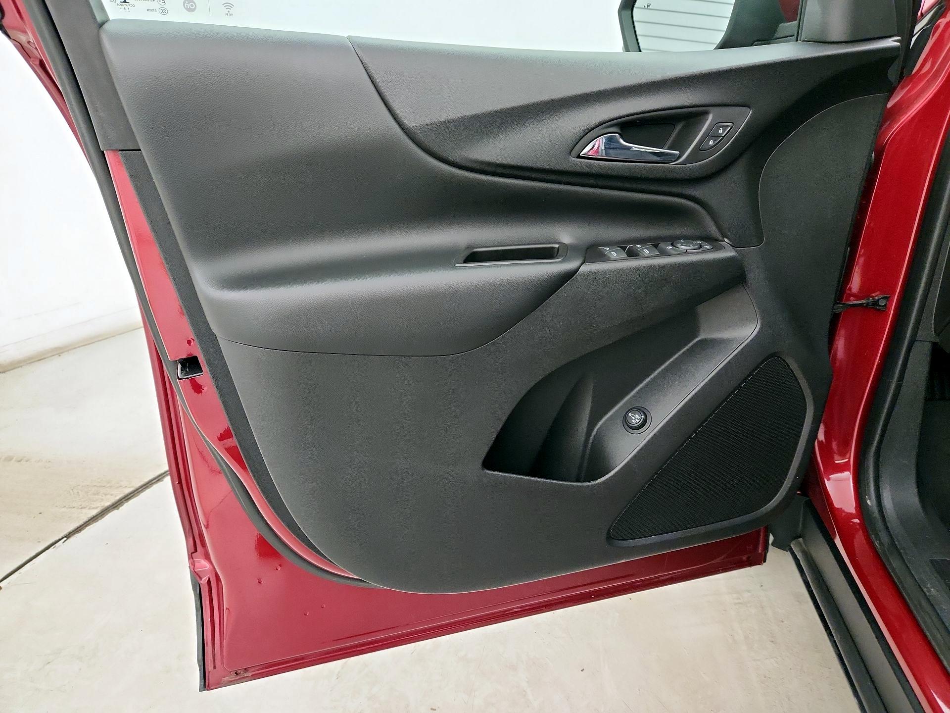 Thumbnail: 2020 Chevrolet Equinox - 12