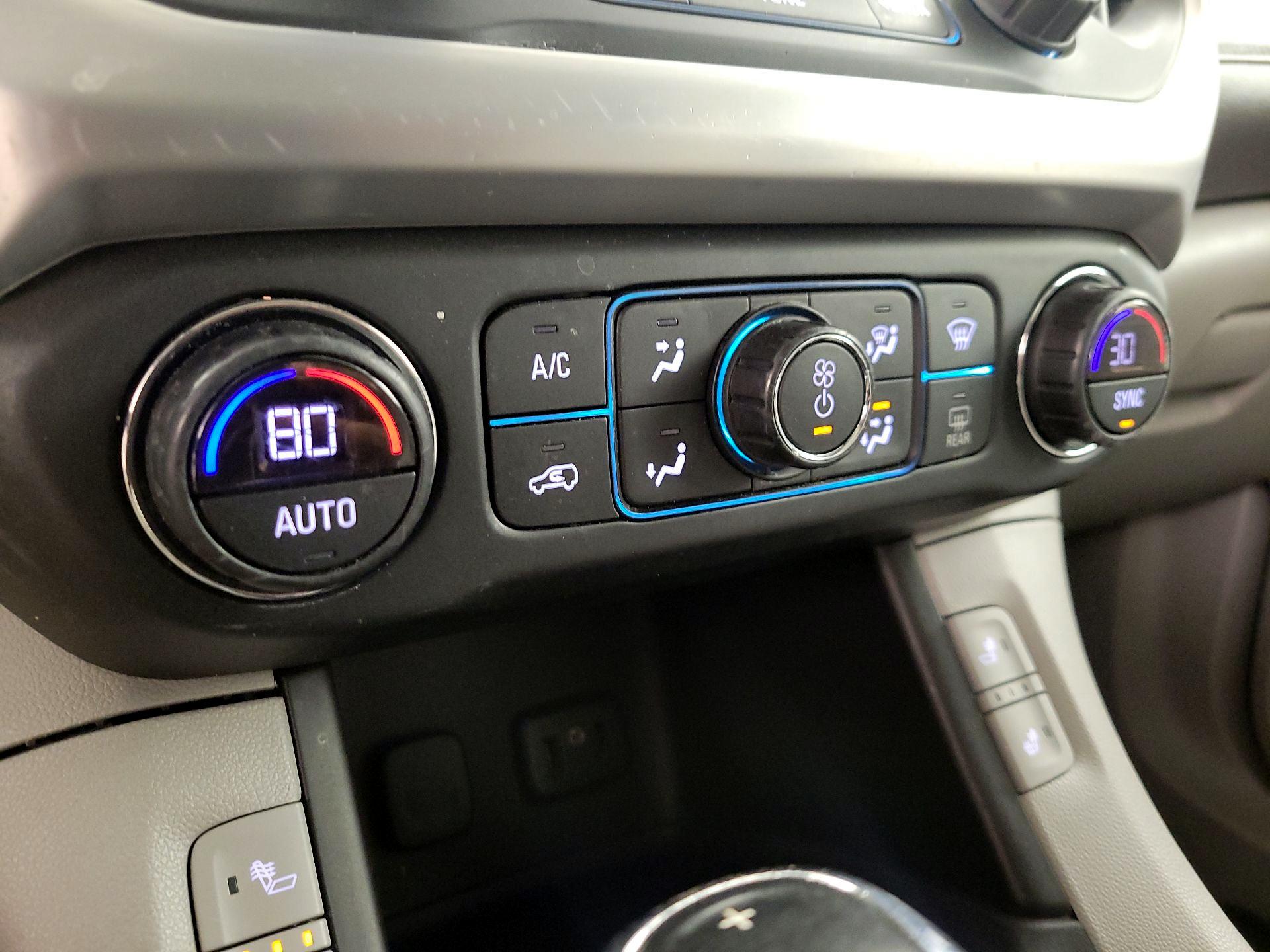 Thumbnail: 2018 GMC Acadia - 17