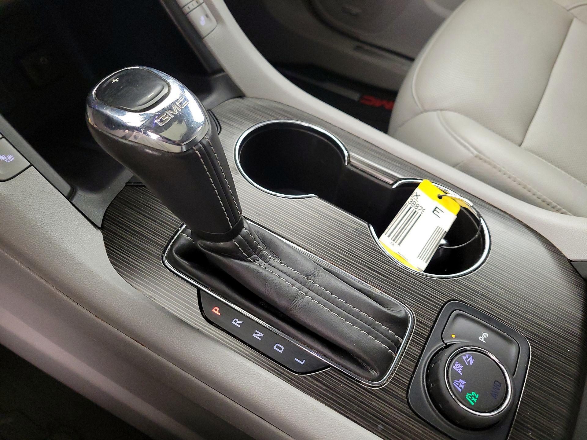 Thumbnail: 2018 GMC Acadia - 18