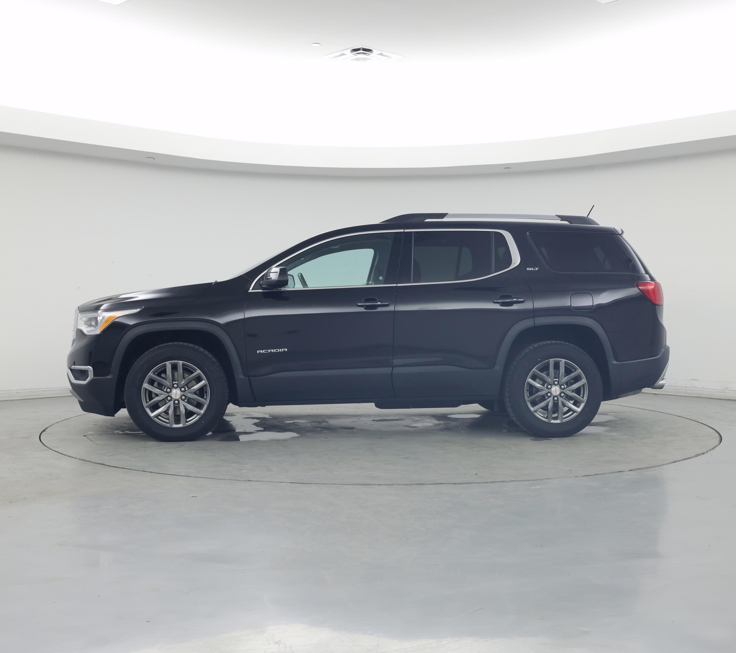 Thumbnail: 2018 GMC Acadia - 3