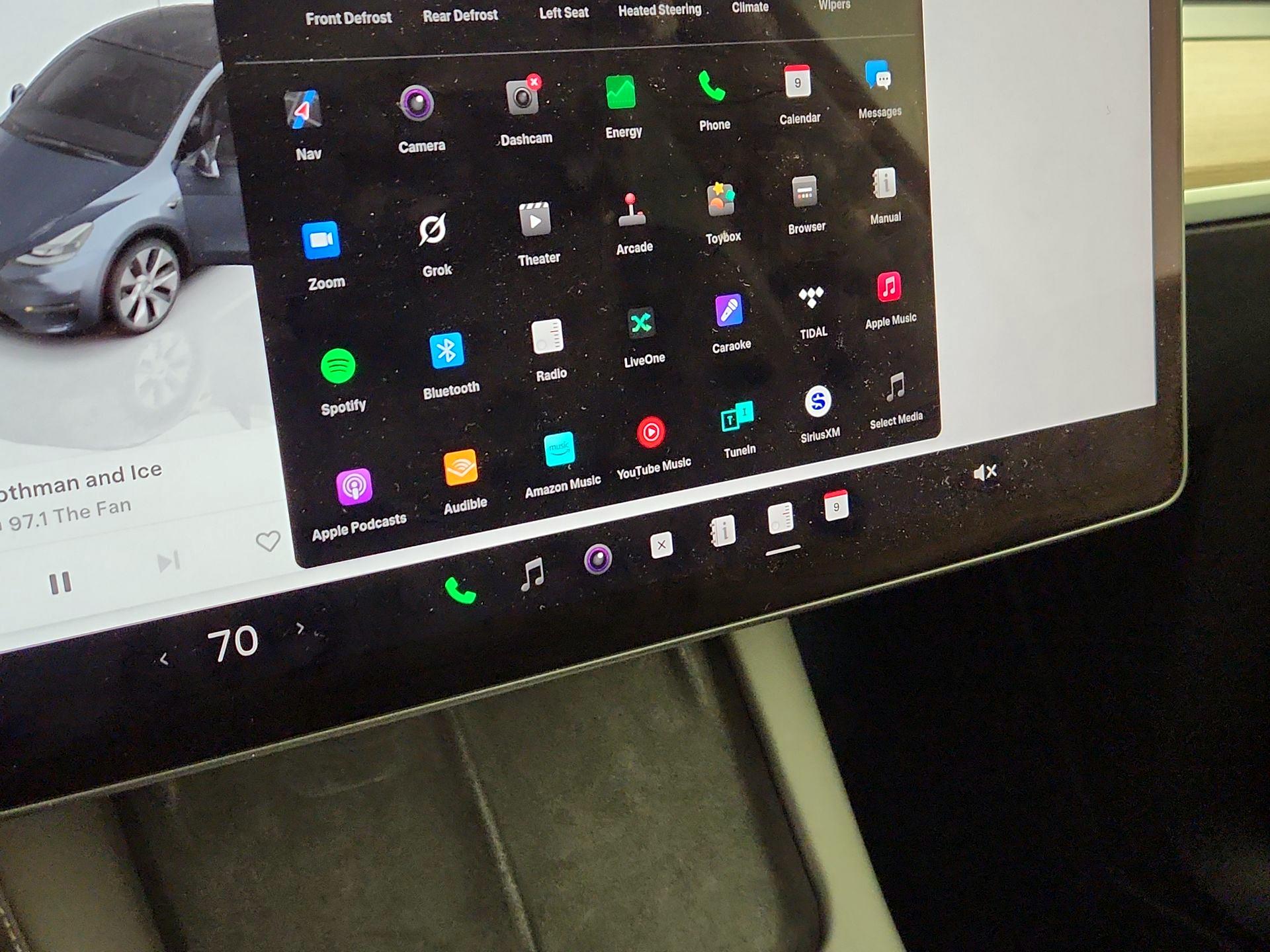 Thumbnail: 2023 Tesla Model Y - 15