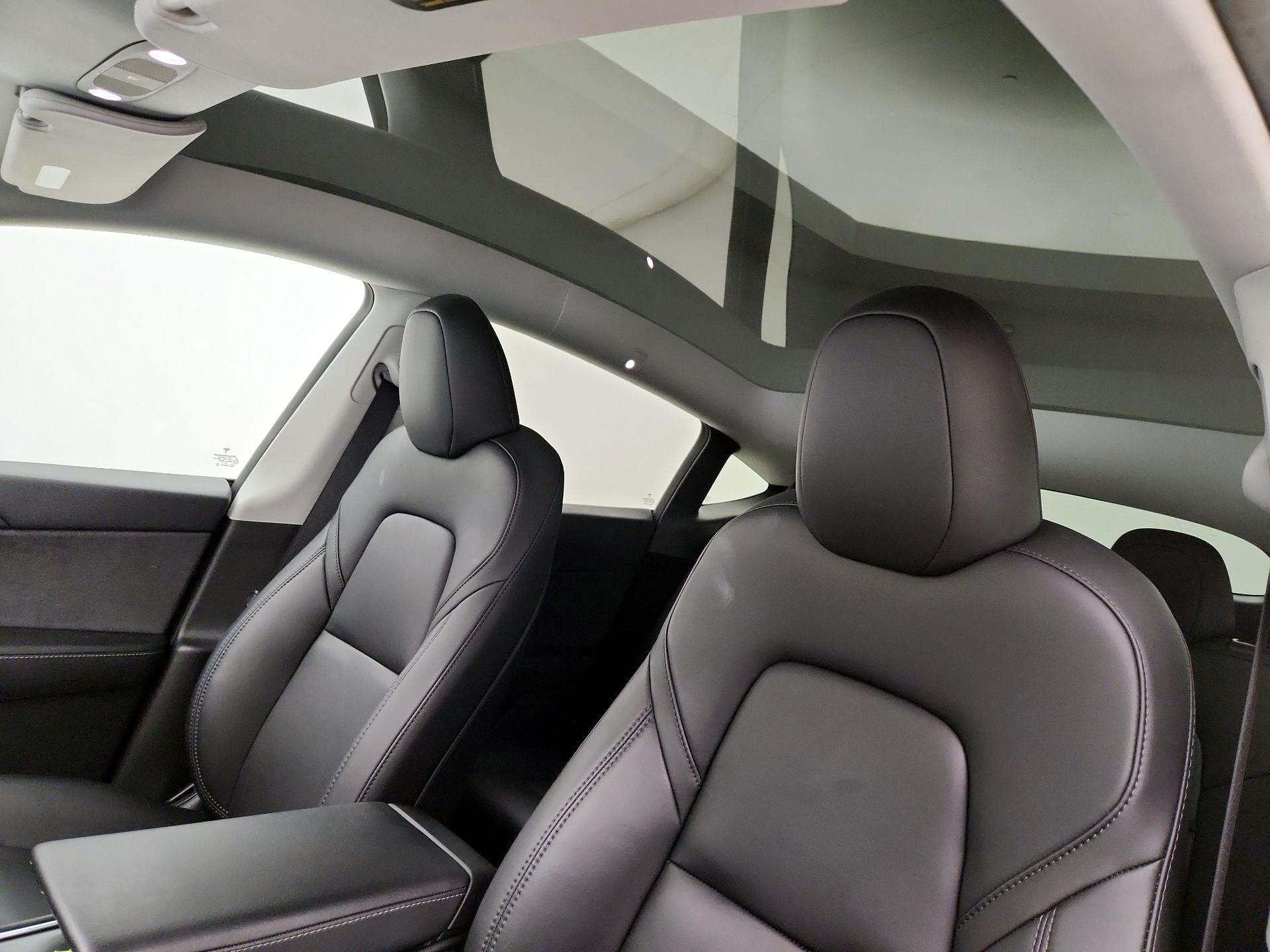 Thumbnail: 2023 Tesla Model Y - 19