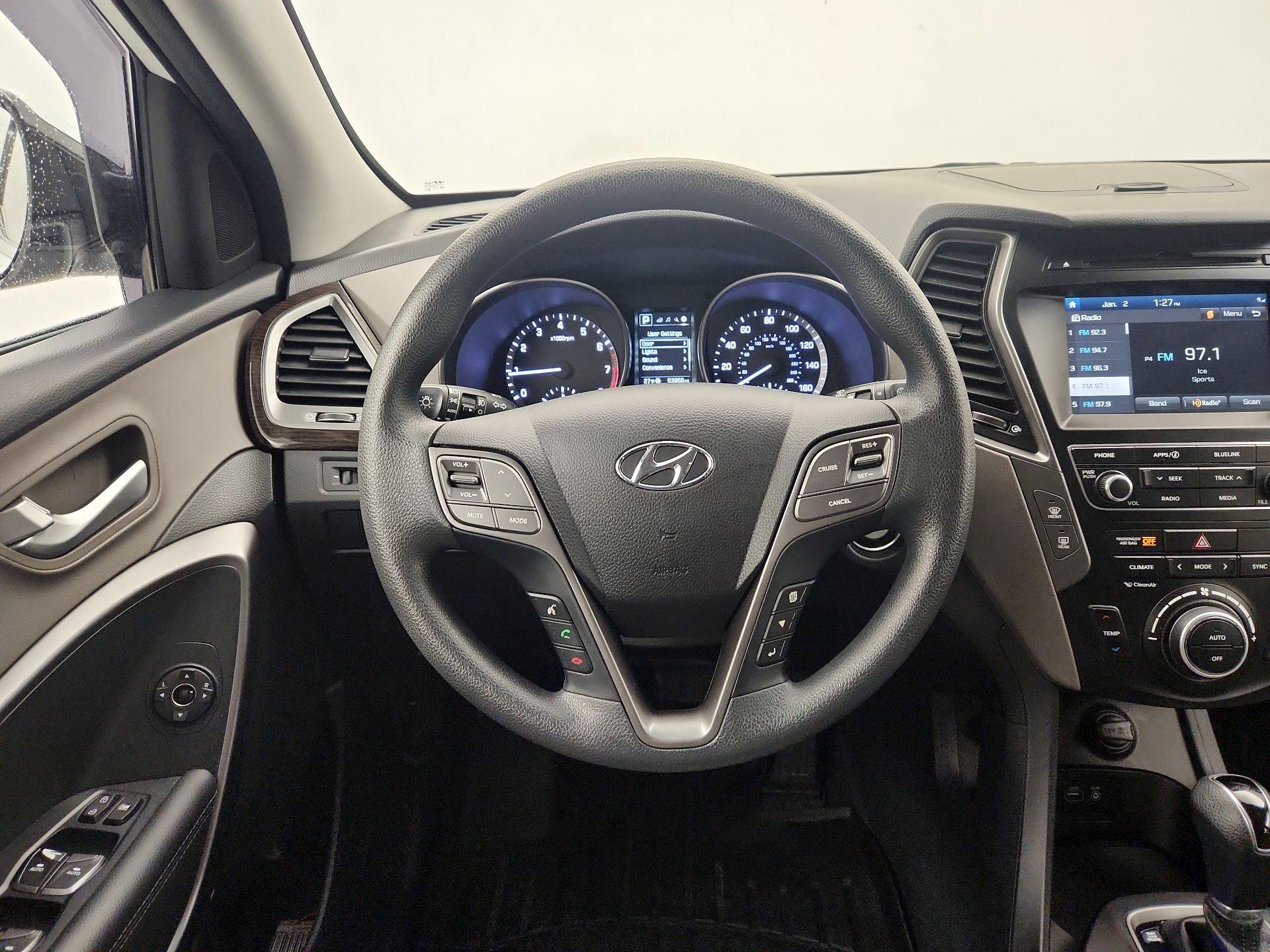 Thumbnail: 2018 Hyundai Santa Fe - 10