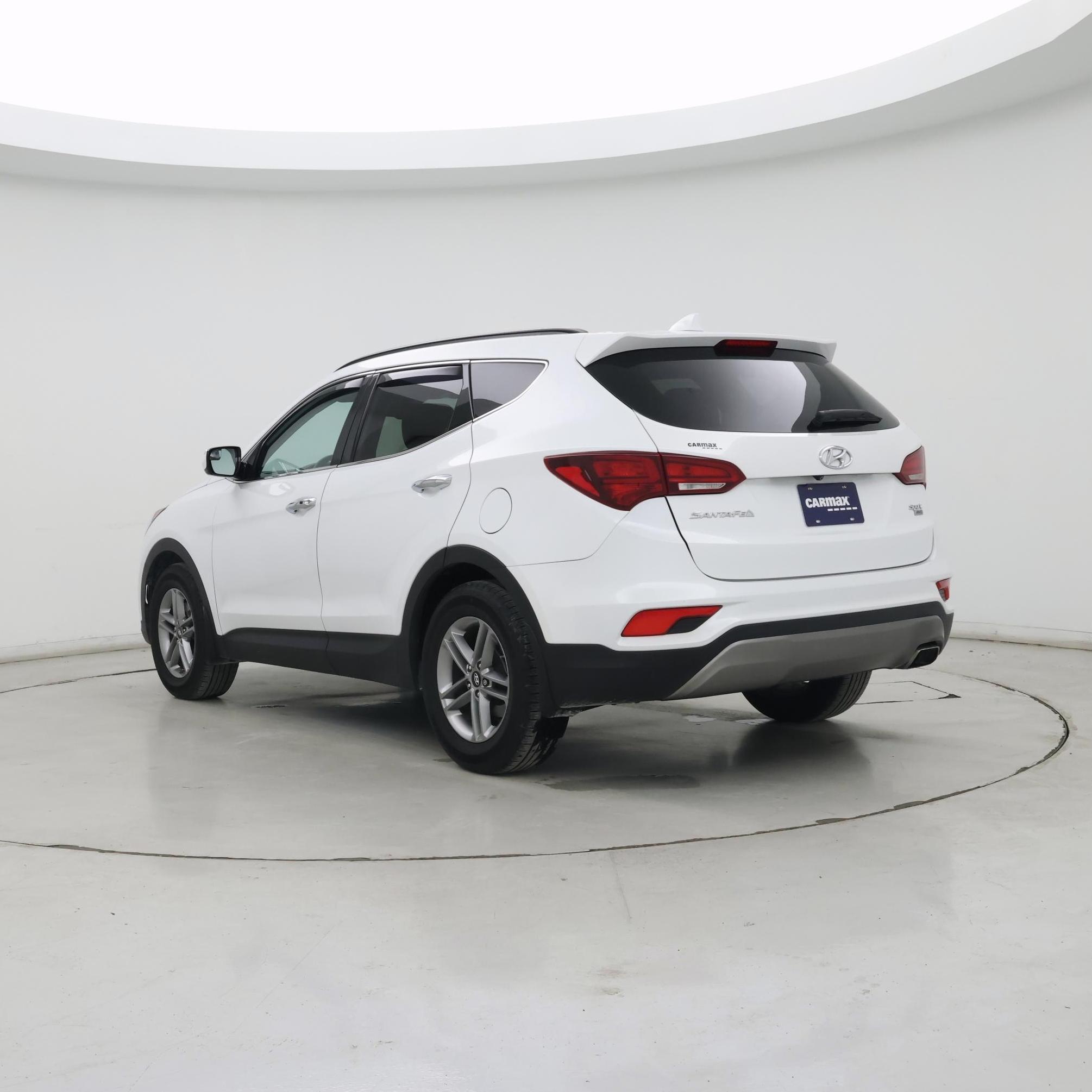 Thumbnail: 2018 Hyundai Santa Fe - 2