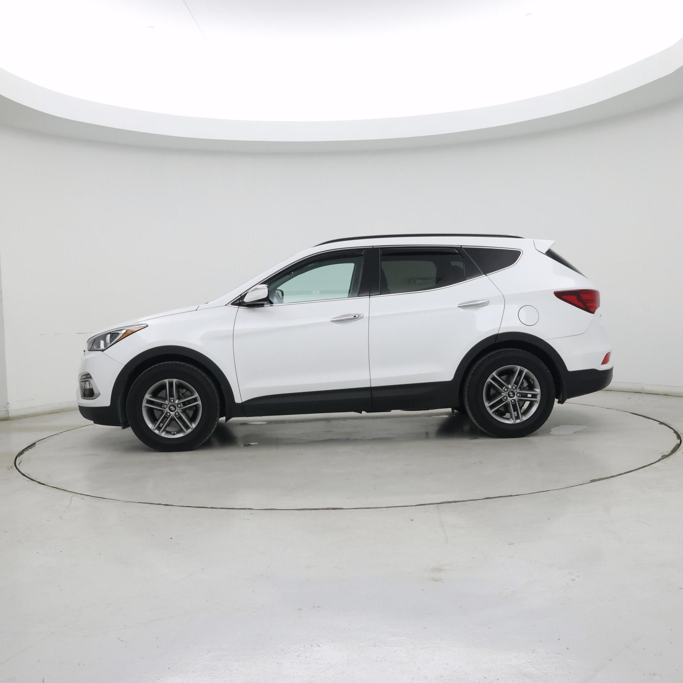 Thumbnail: 2018 Hyundai Santa Fe - 3