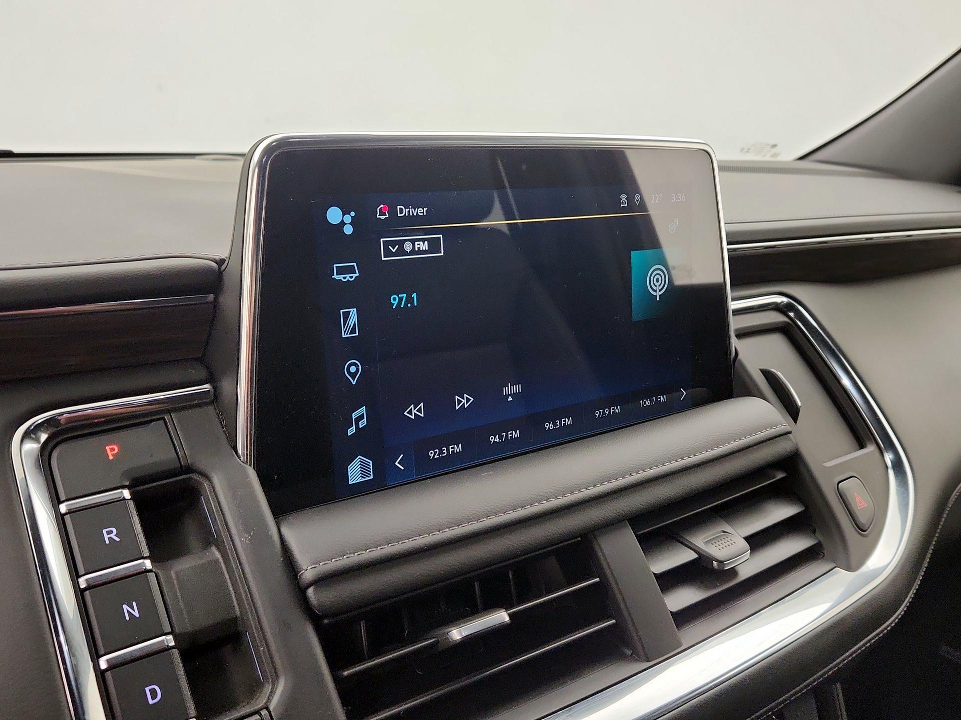 Thumbnail: 2022 Chevrolet Suburban - 16