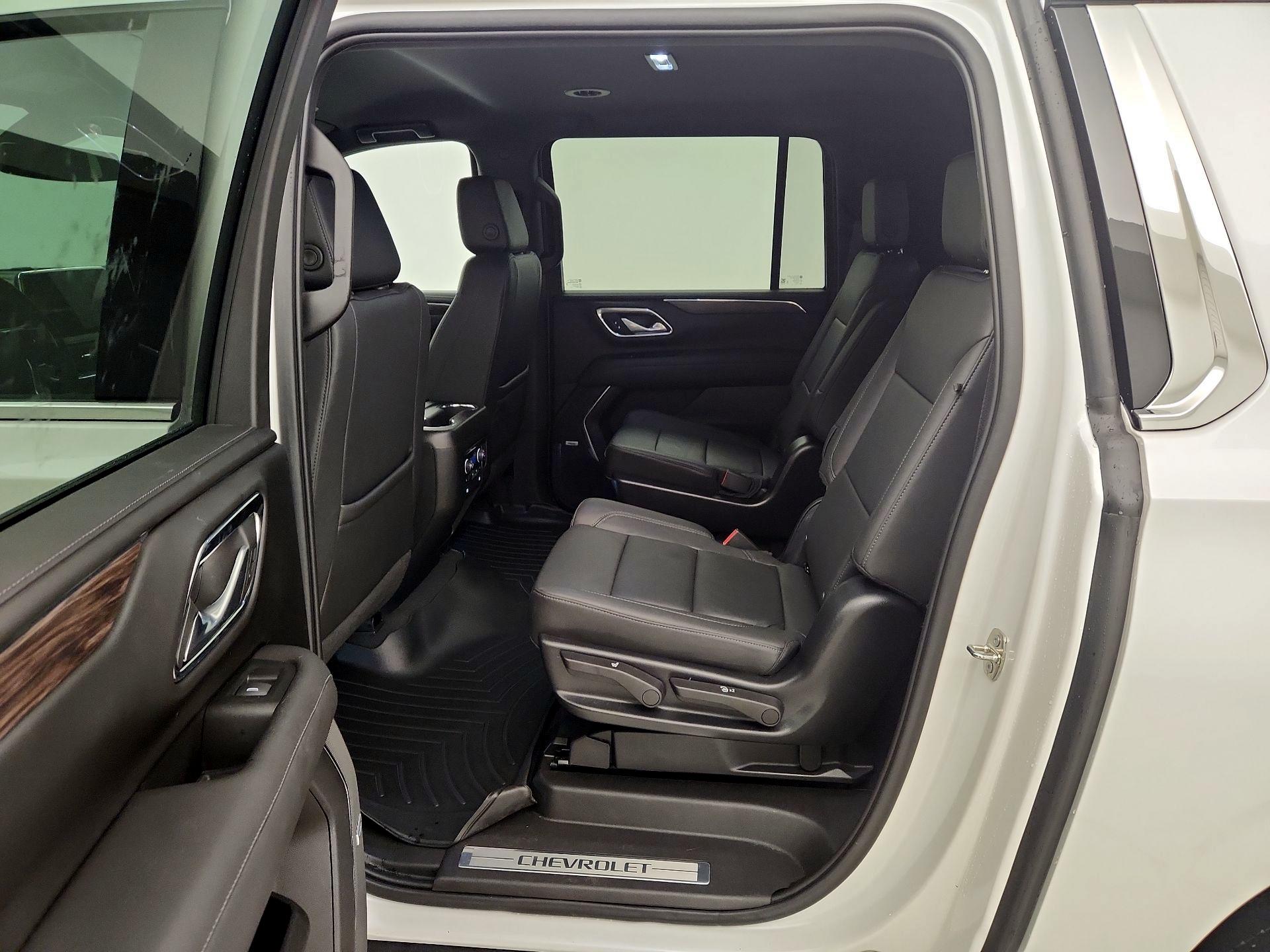 Thumbnail: 2022 Chevrolet Suburban - 20