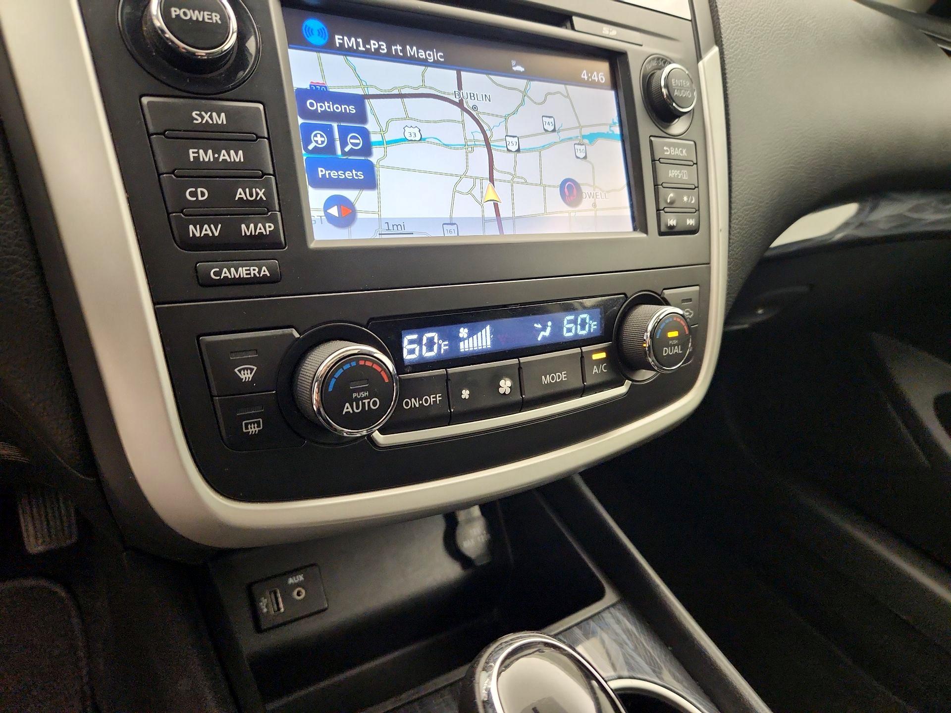 Thumbnail: 2017 Nissan Altima - 17