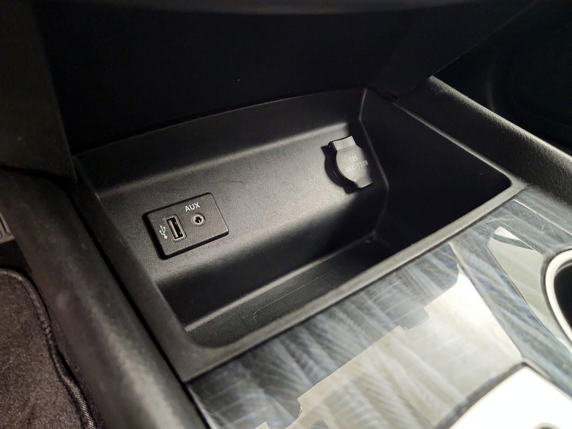 Thumbnail: 2017 Nissan Altima - 19