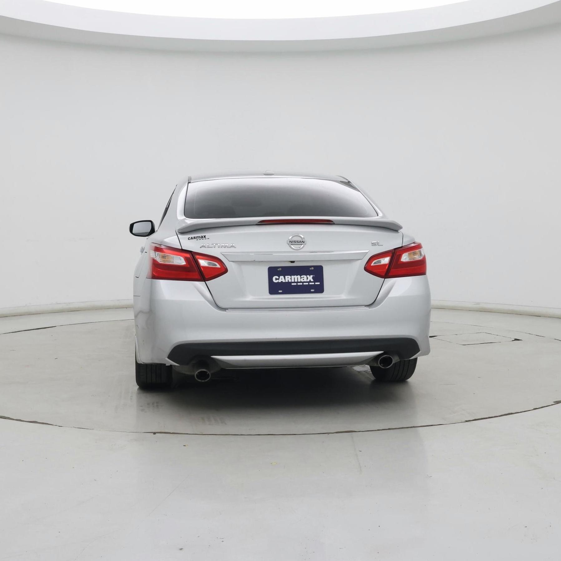 Thumbnail: 2017 Nissan Altima - 6