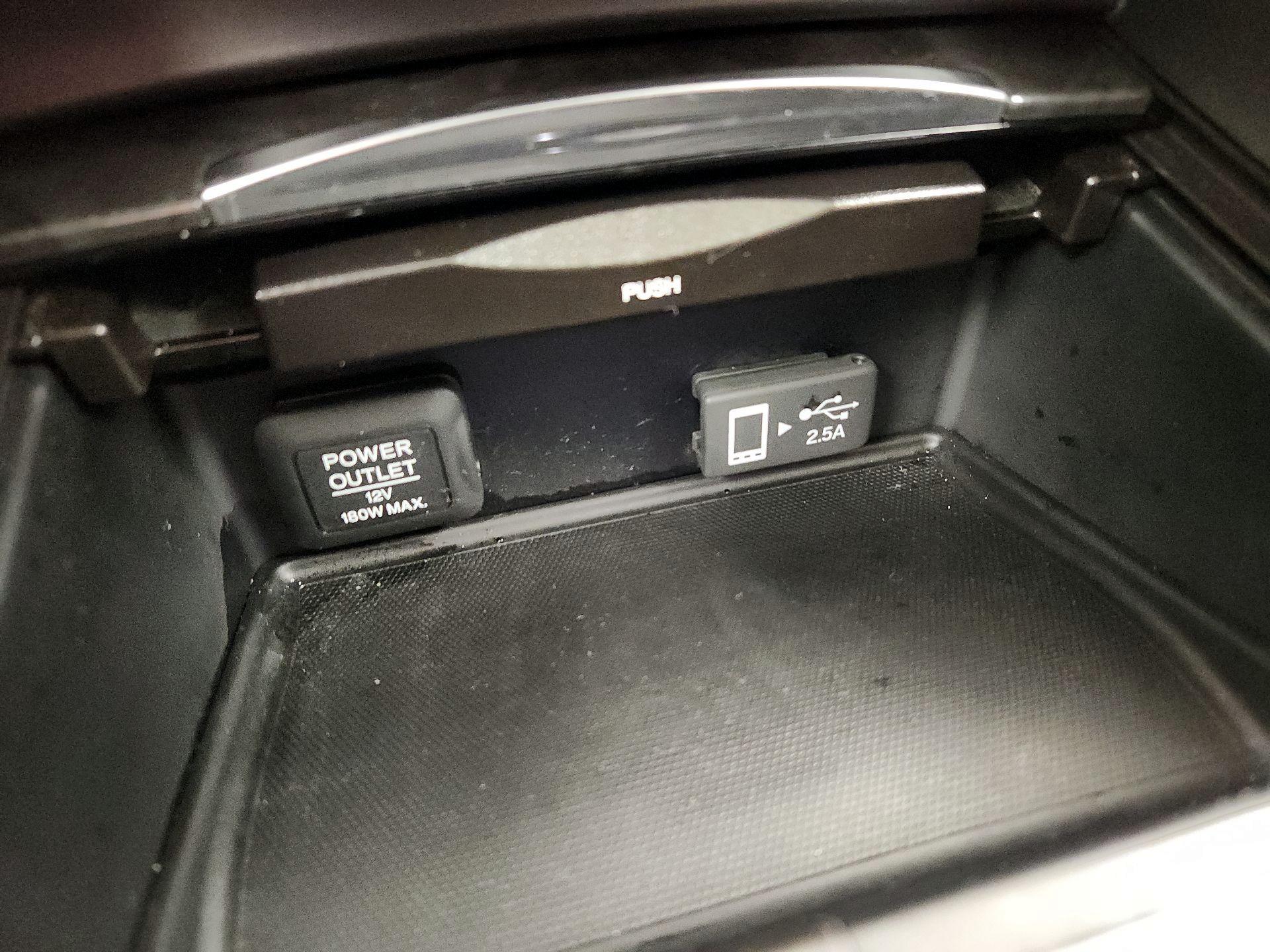 Thumbnail: 2019 Acura TLX - 18