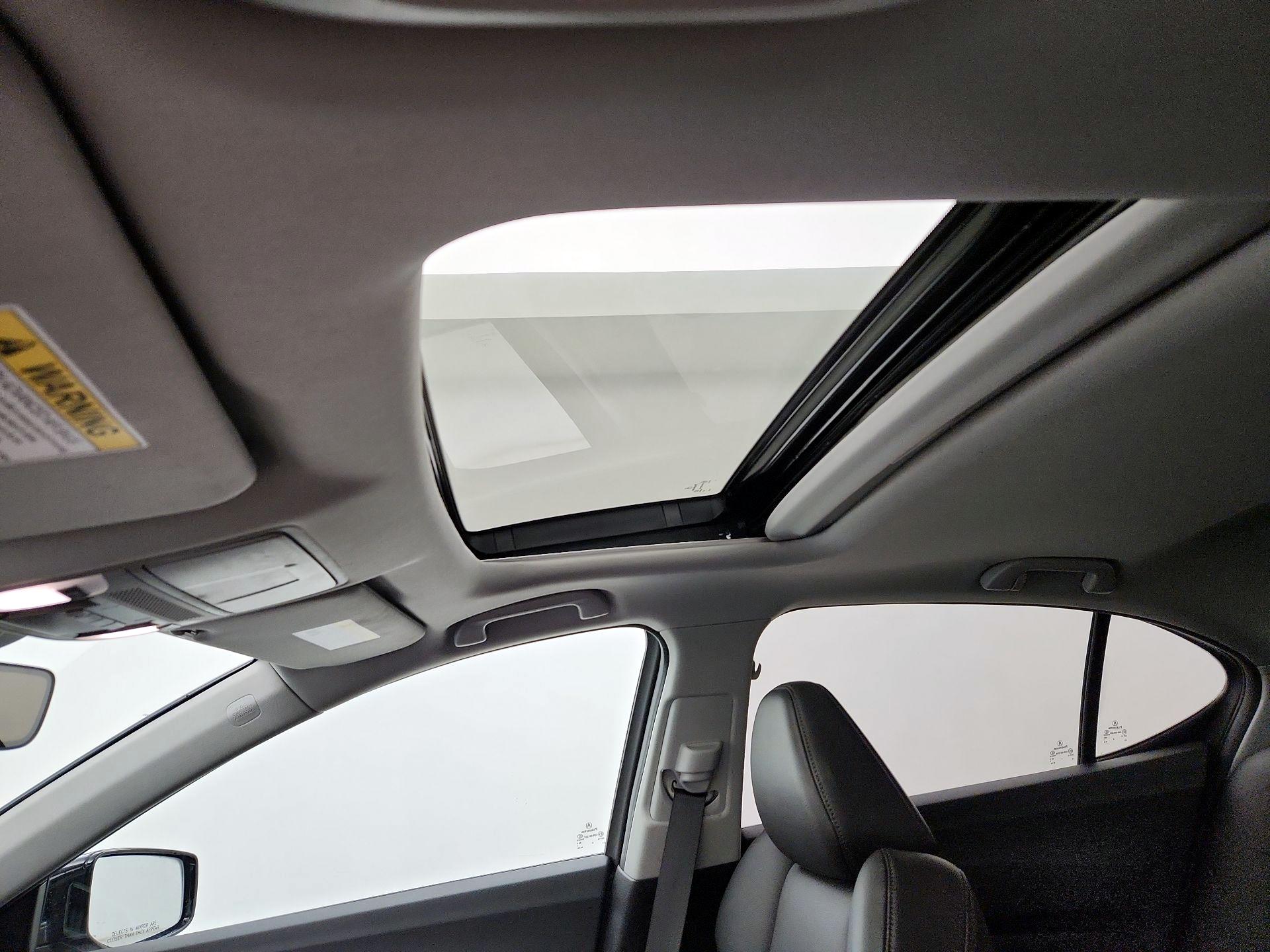 Thumbnail: 2019 Acura TLX - 19