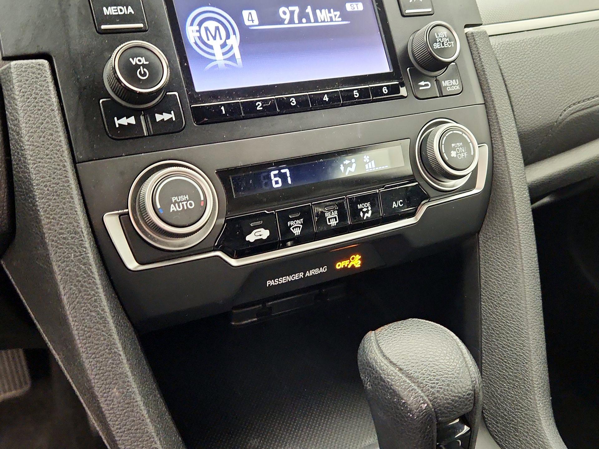 Thumbnail: 2017 Honda Civic - 16