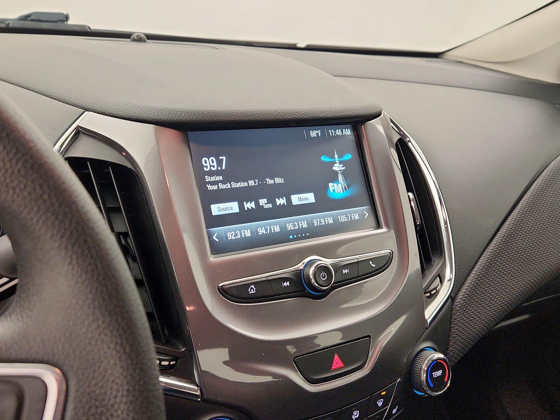 Thumbnail: 2018 Chevrolet Cruze - 15