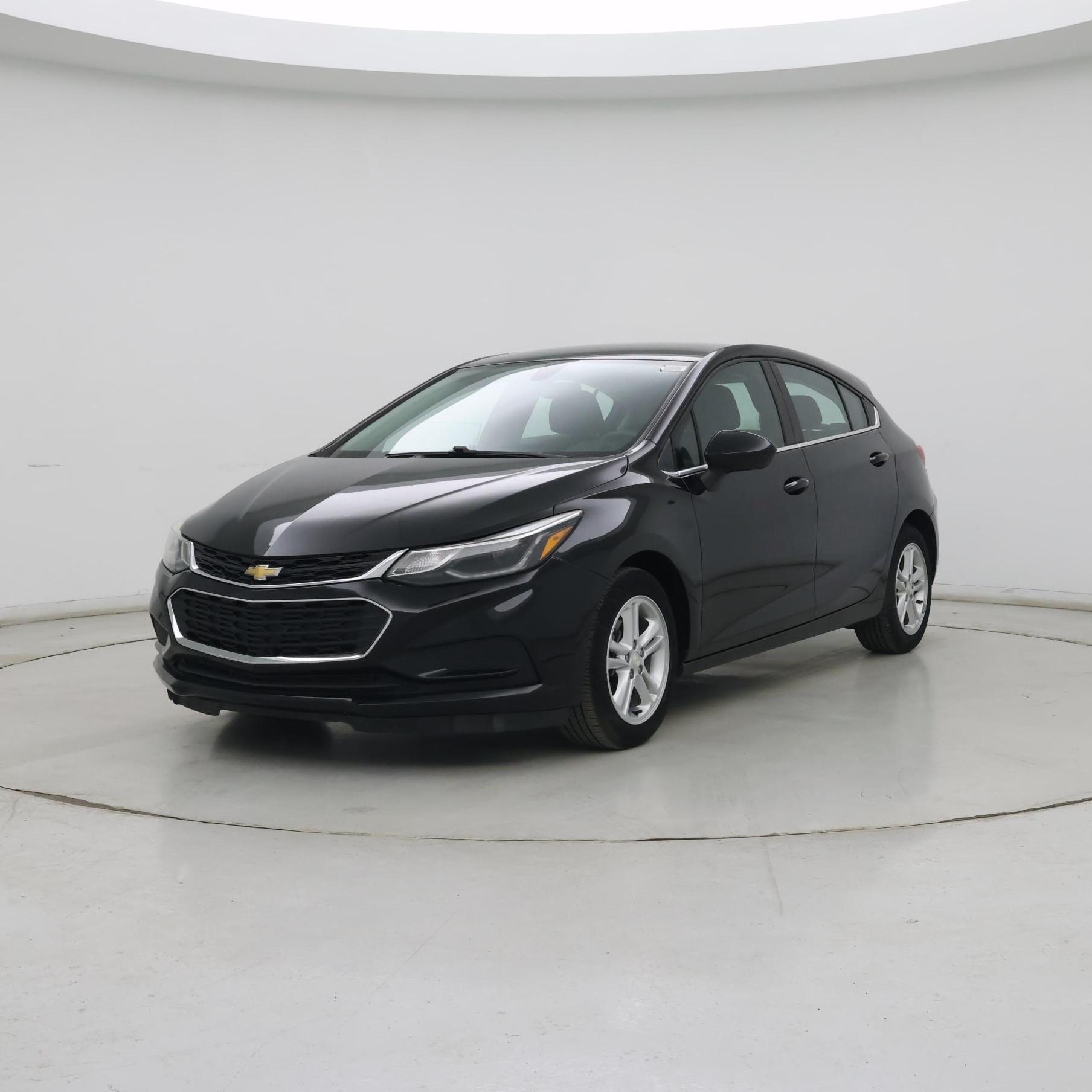 Thumbnail: 2018 Chevrolet Cruze - 4