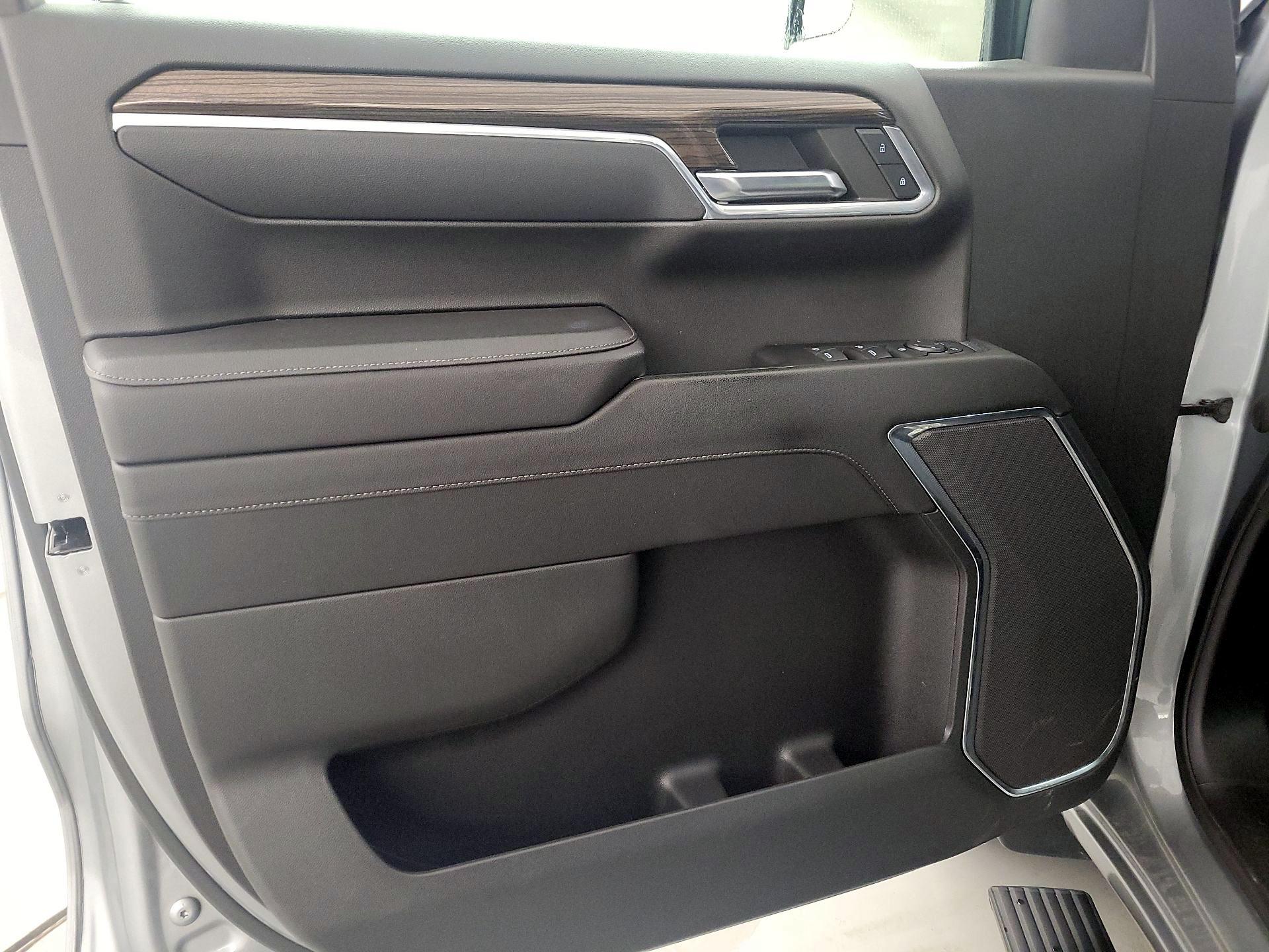 Thumbnail: 2023 Chevrolet Silverado 1500 - 12