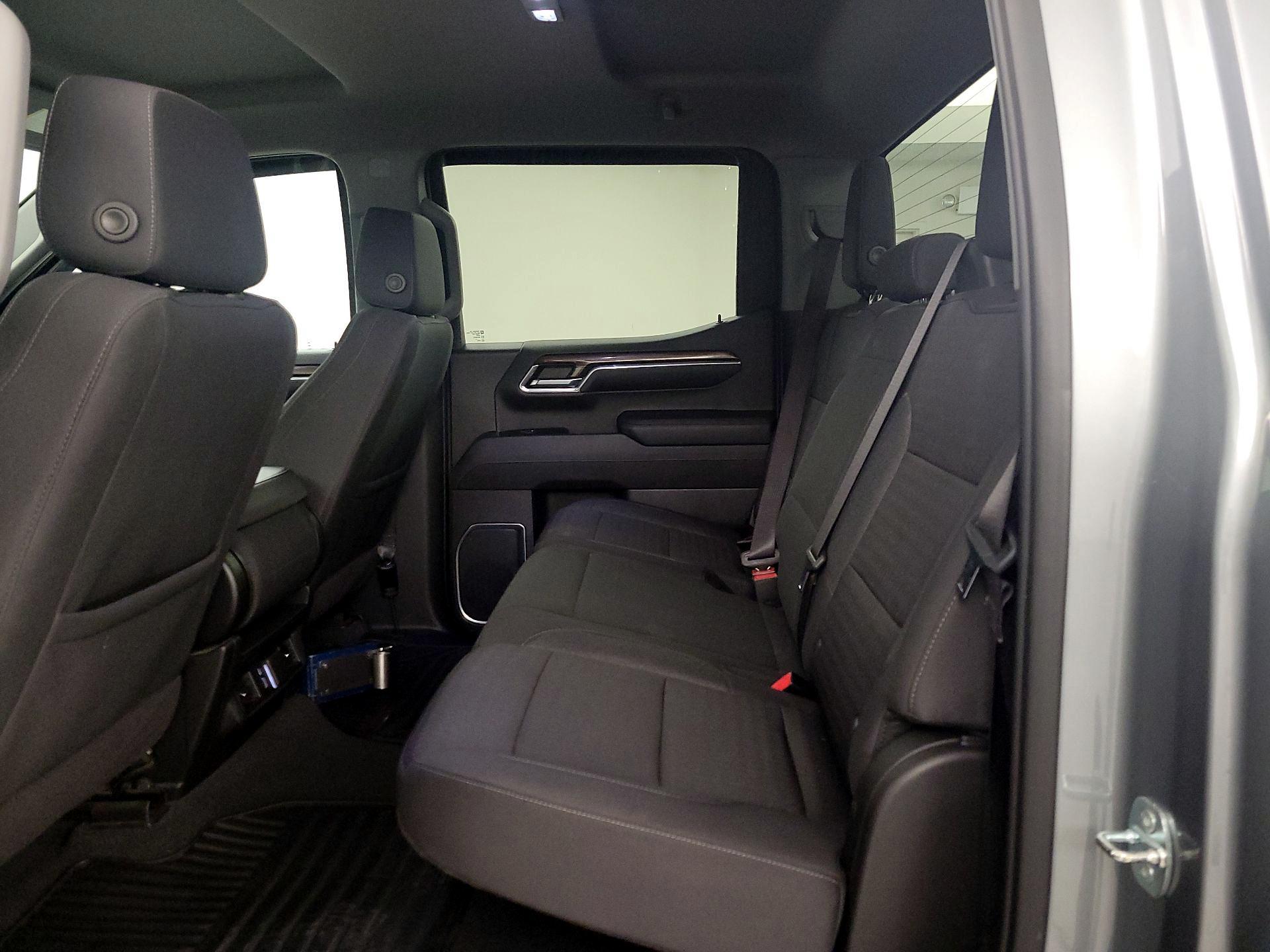 Thumbnail: 2023 Chevrolet Silverado 1500 - 19