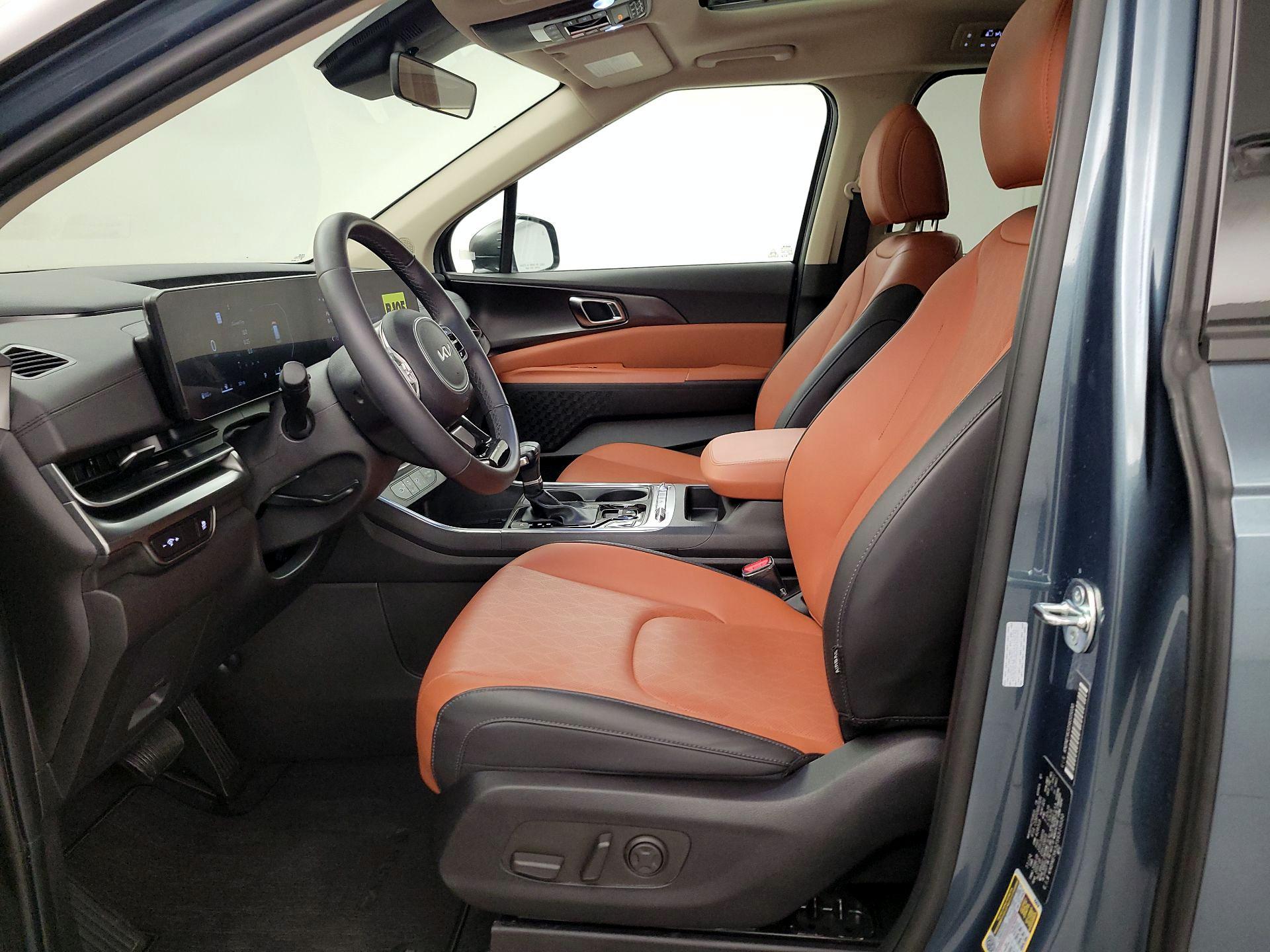 Thumbnail: 2025 Kia Carnival - 11