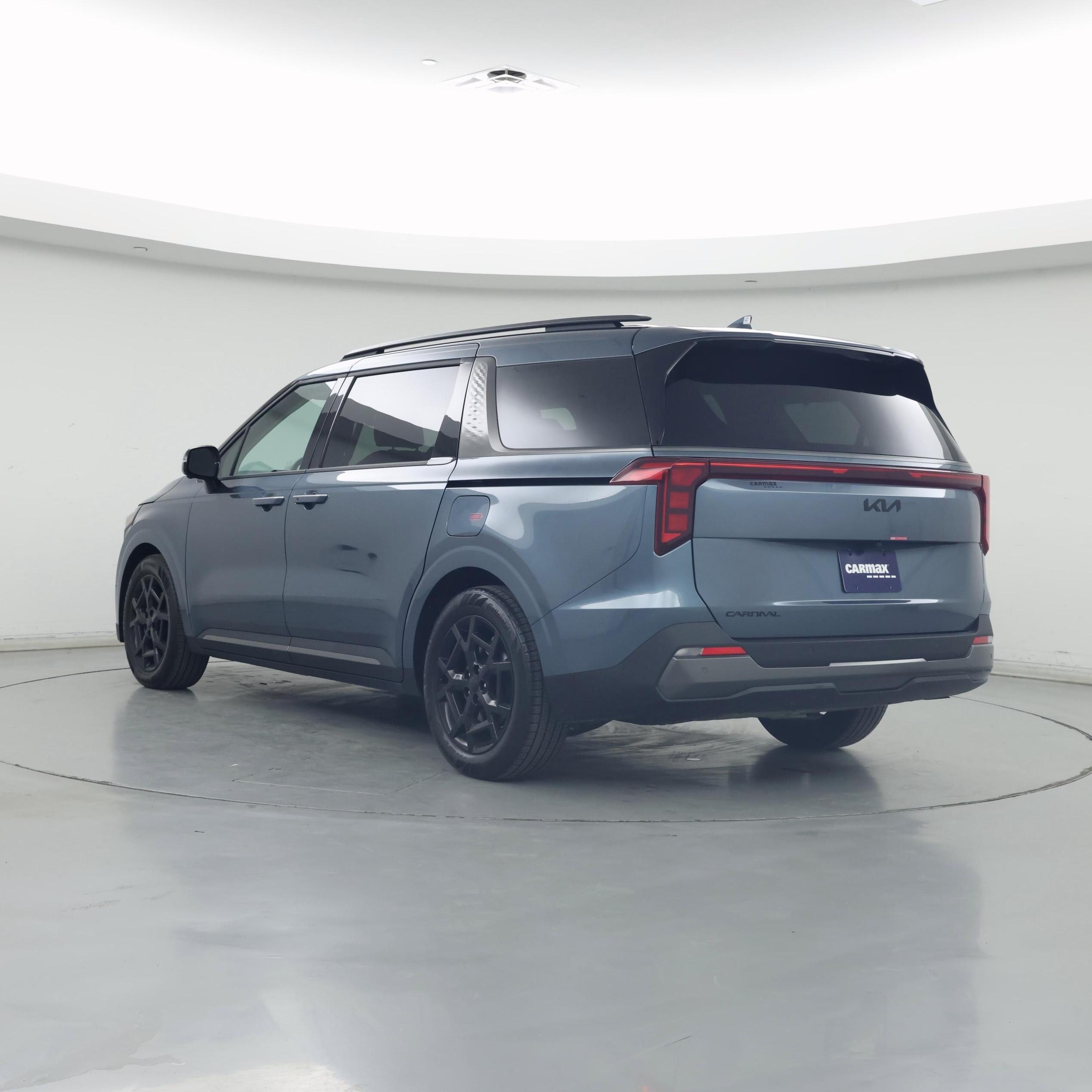 Thumbnail: 2025 Kia Carnival - 2