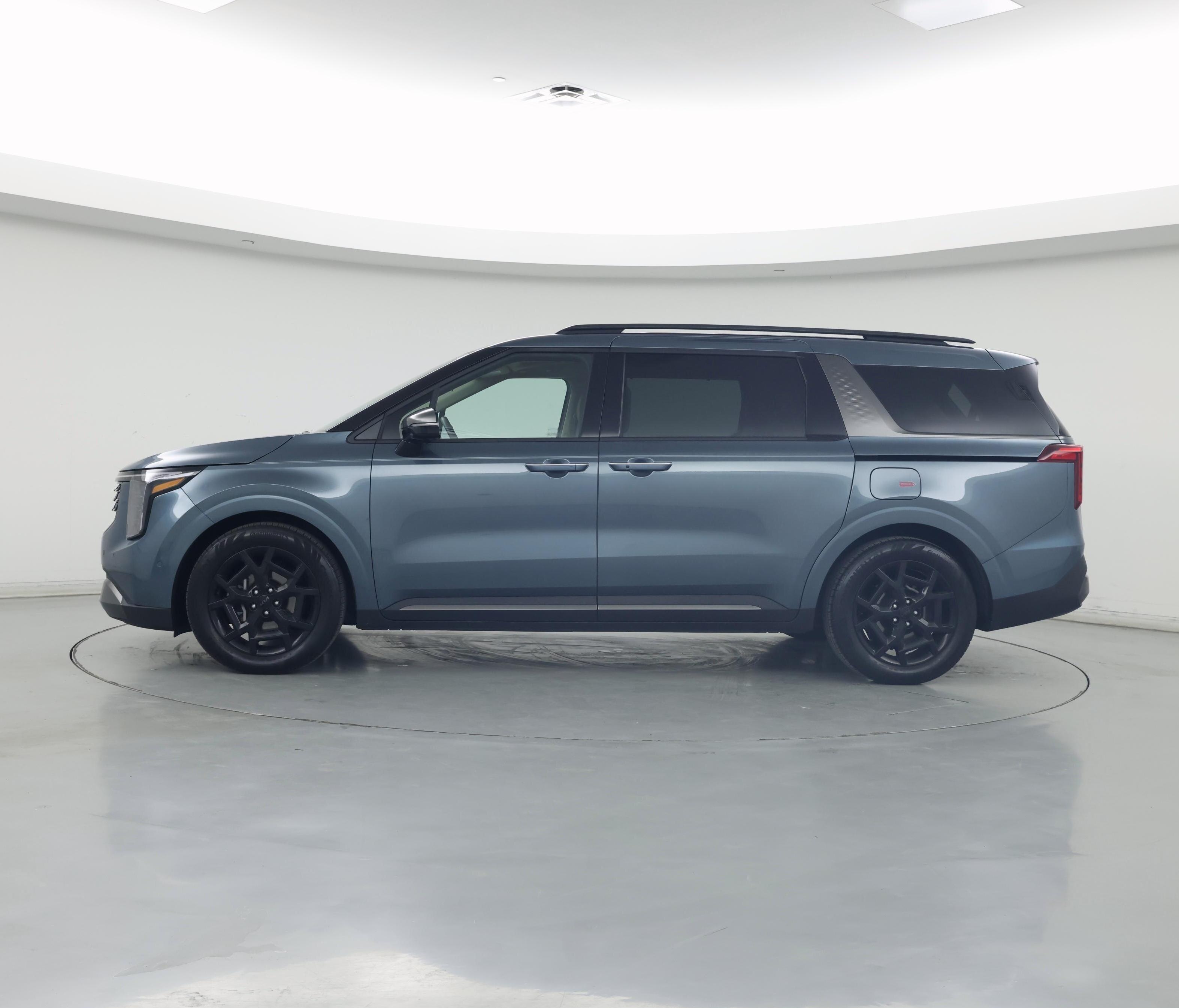 Thumbnail: 2025 Kia Carnival - 3