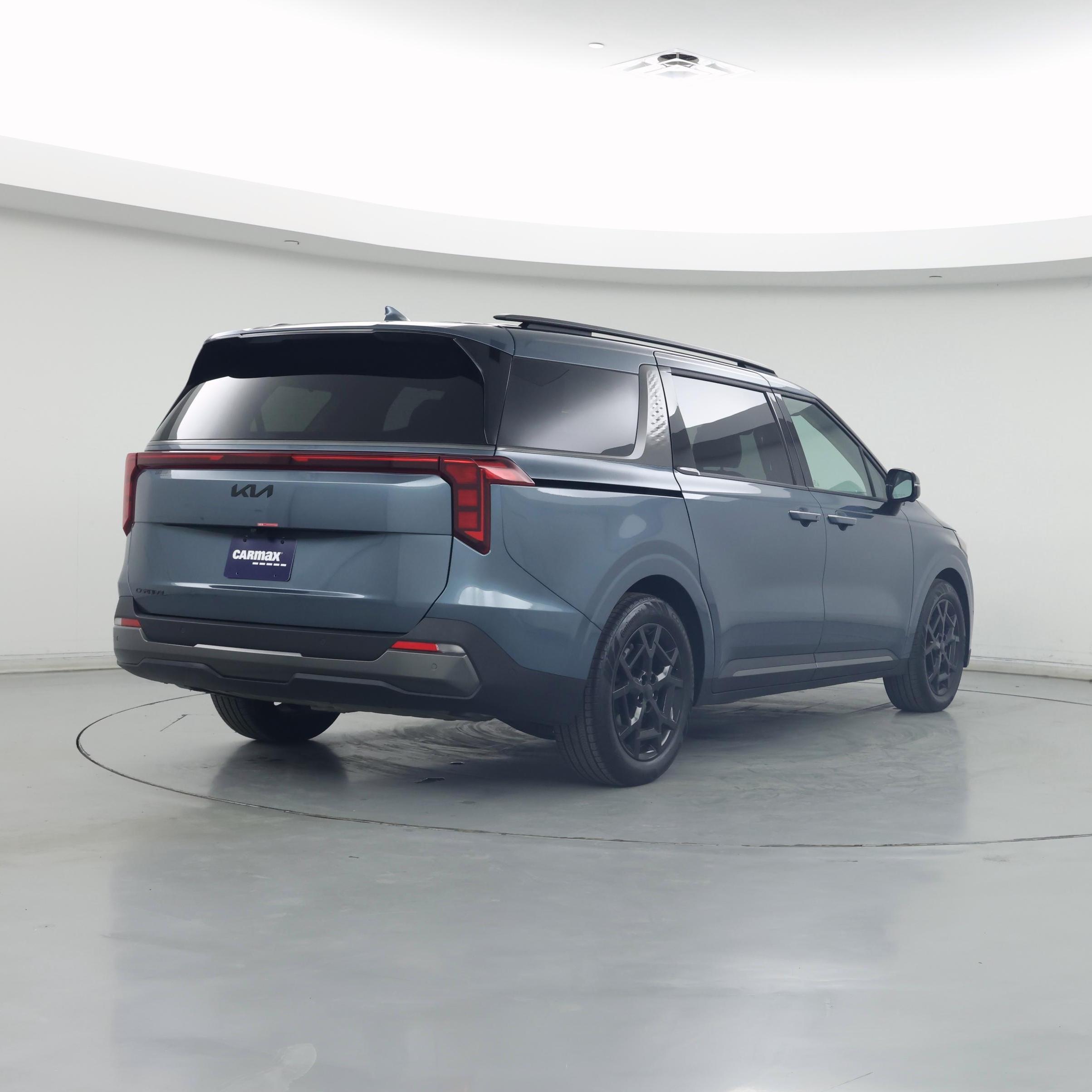 Thumbnail: 2025 Kia Carnival - 8